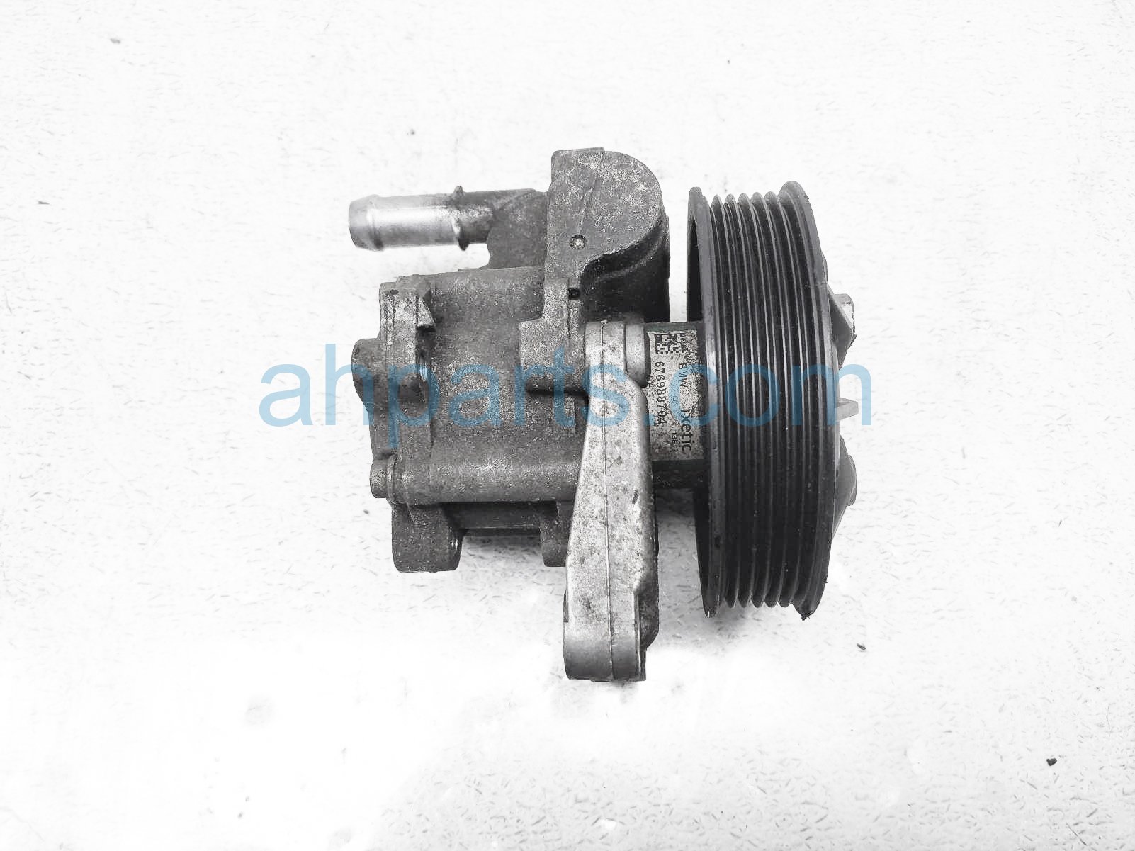 $65 BMW POWER STEERING PUMP ASSY