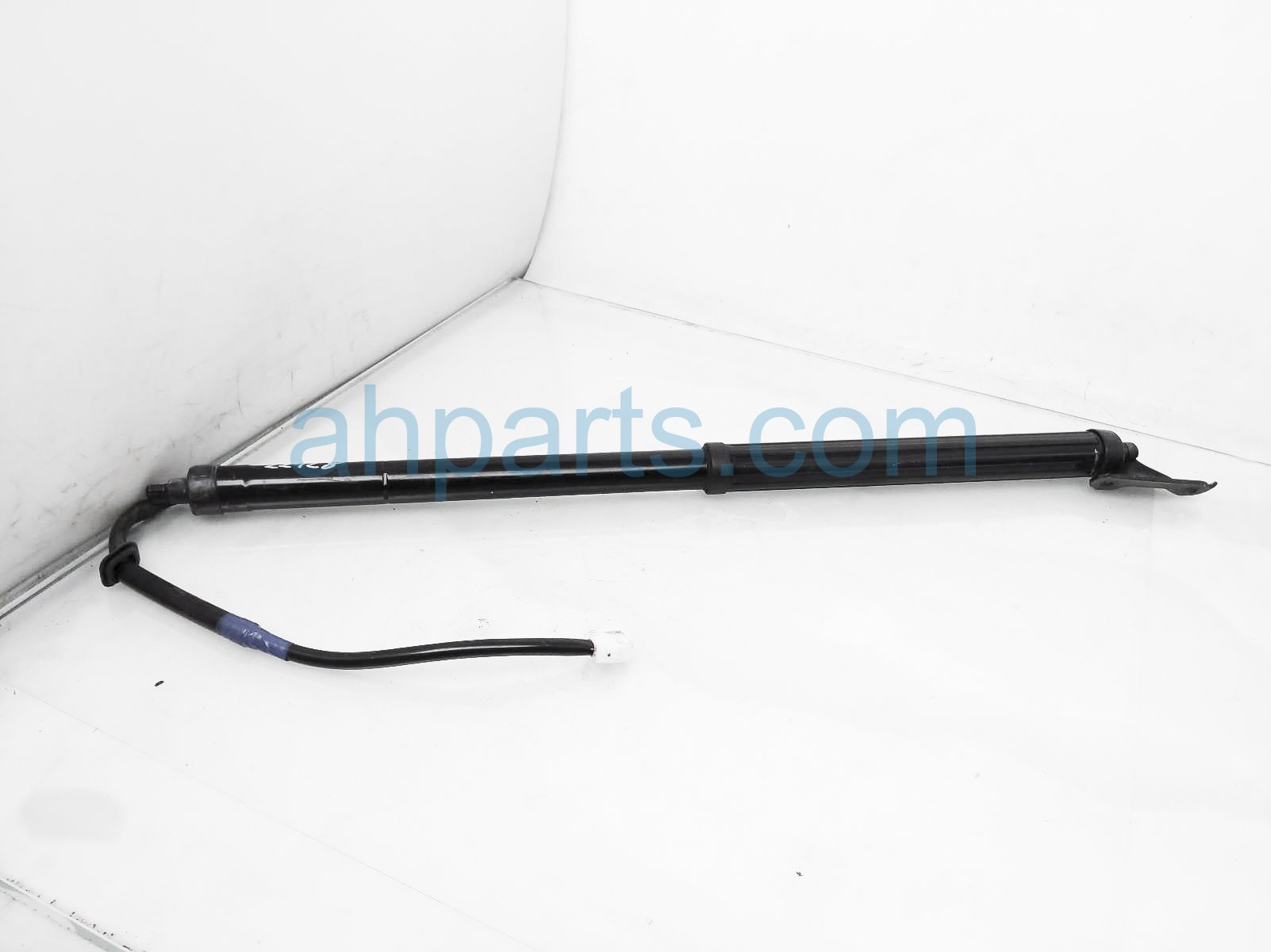 $149 Lexus LH TAILGATE ELECTRIC LIFT CYLINDER