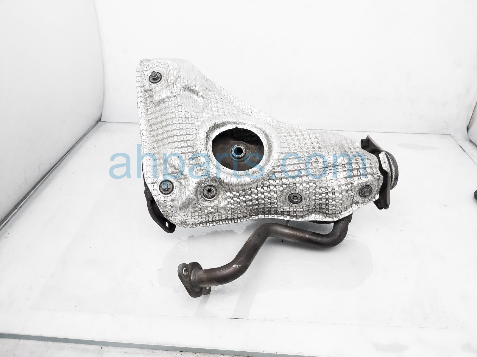 $199 Toyota EXHAUST MANIFOLD