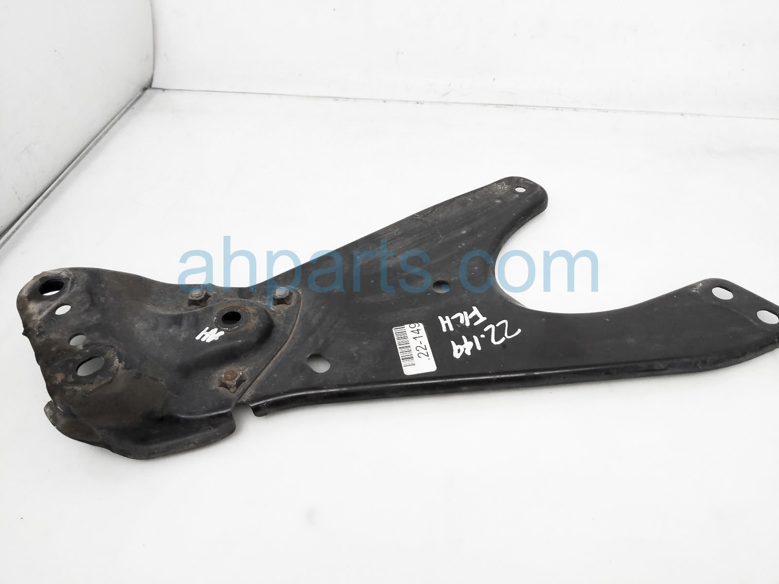 $25 Subaru FR/LH SUBFRAME BRACKET