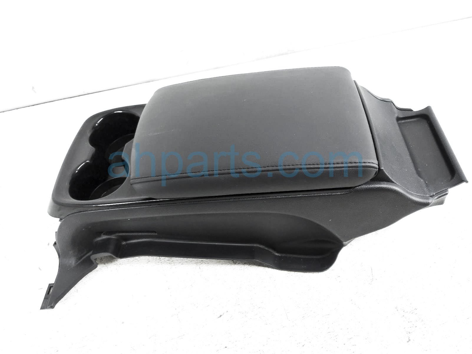 $115 Toyota REAR CONSOLE BOX W/ LID - BLACK