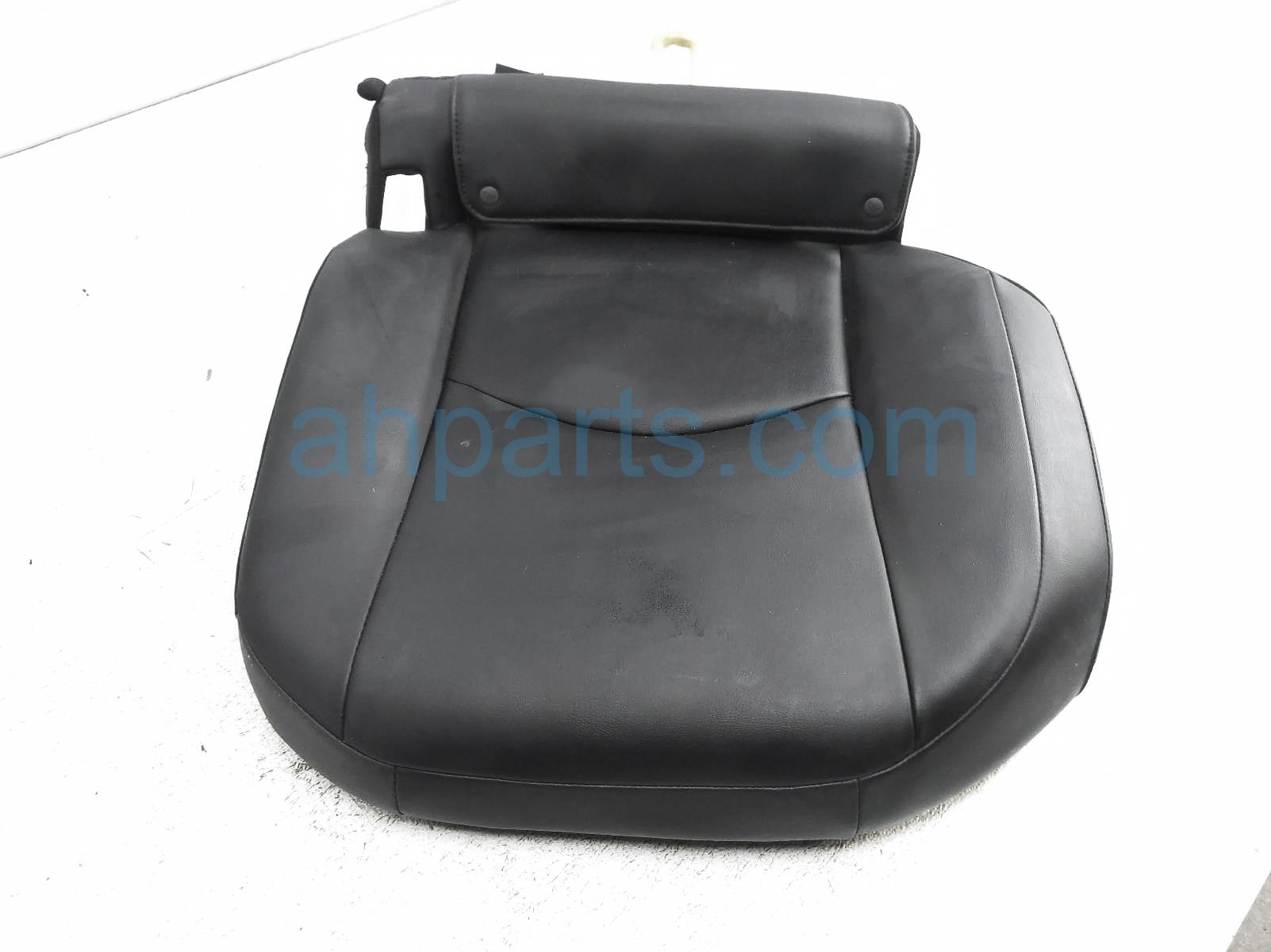 $75 Toyota RR/LH LOWER SEAT CUSHION - BLACK PRM