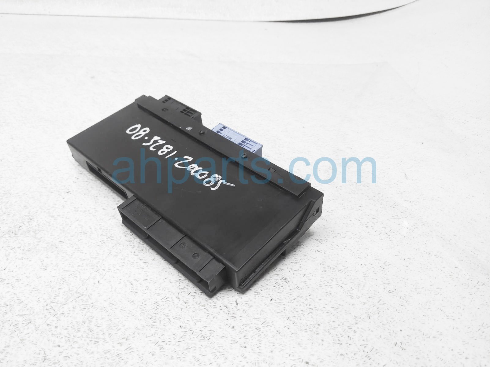 $99 BMW FOOTWELL CONTROL MODULE UNIT