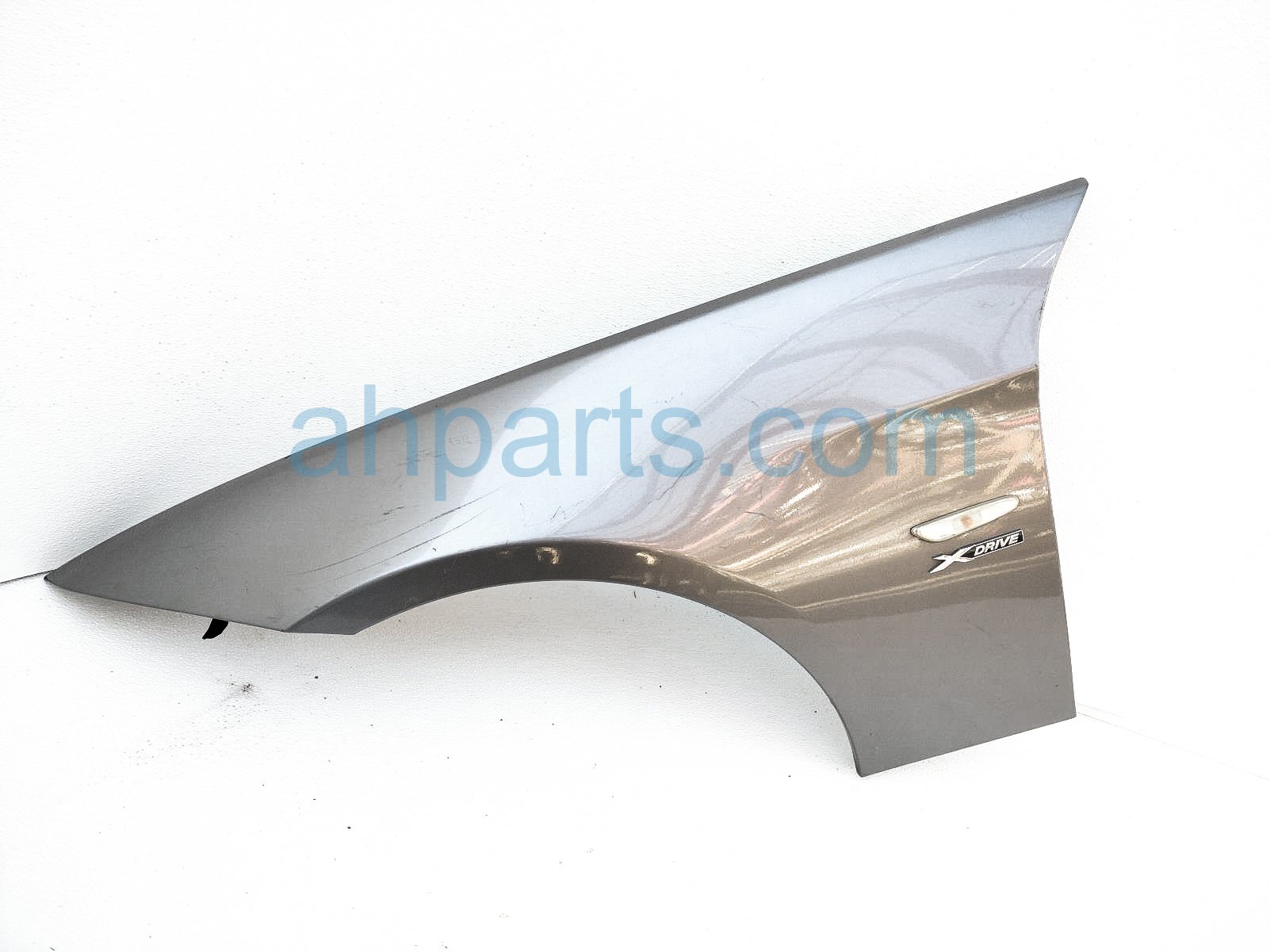 $99 BMW LH FENDER - GREY - NOTES