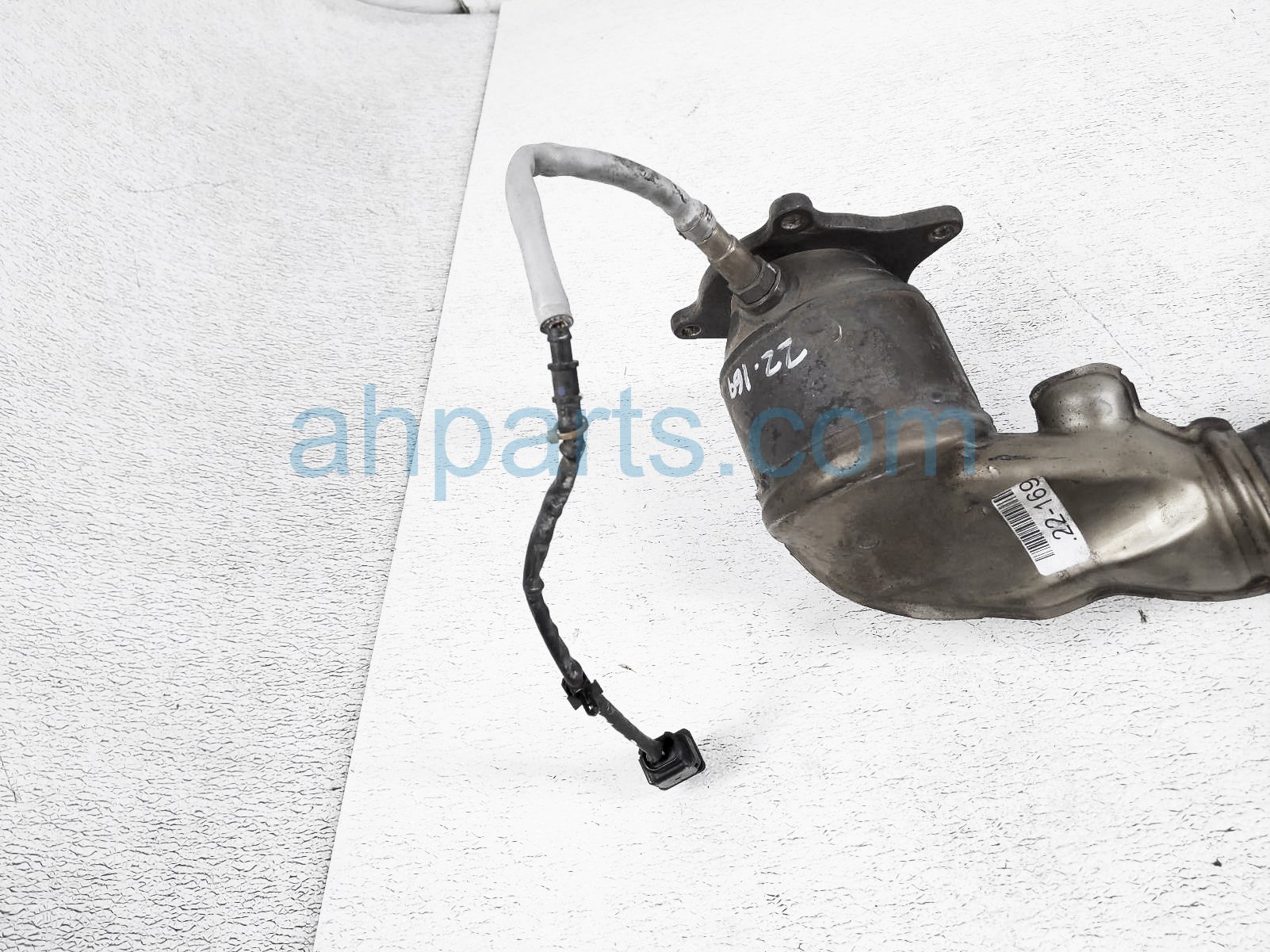 $25 Volkswagen UPPER OXYGEN SENSOR - 2.0L