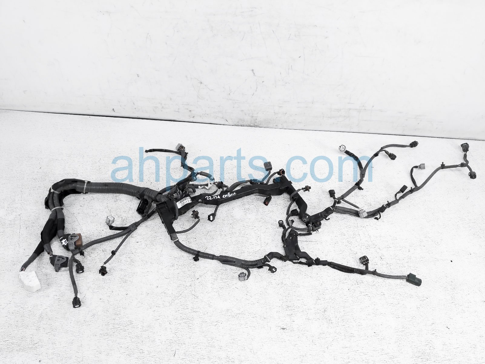 $150 Subaru ENGINE WIRE HARNESS - 2.4L AT