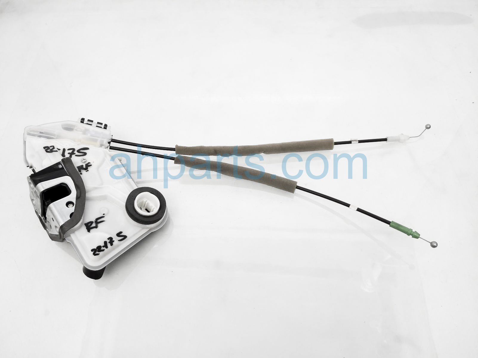 $75 Toyota FR/RH DOOR LOCK ACTUATOR