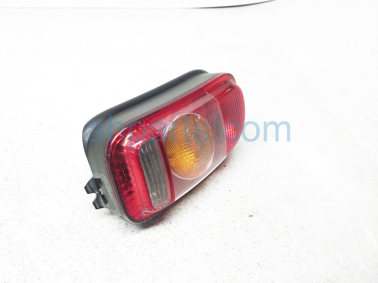 $50 BMW RH TAIL LAMP / LIGHT - NOTES