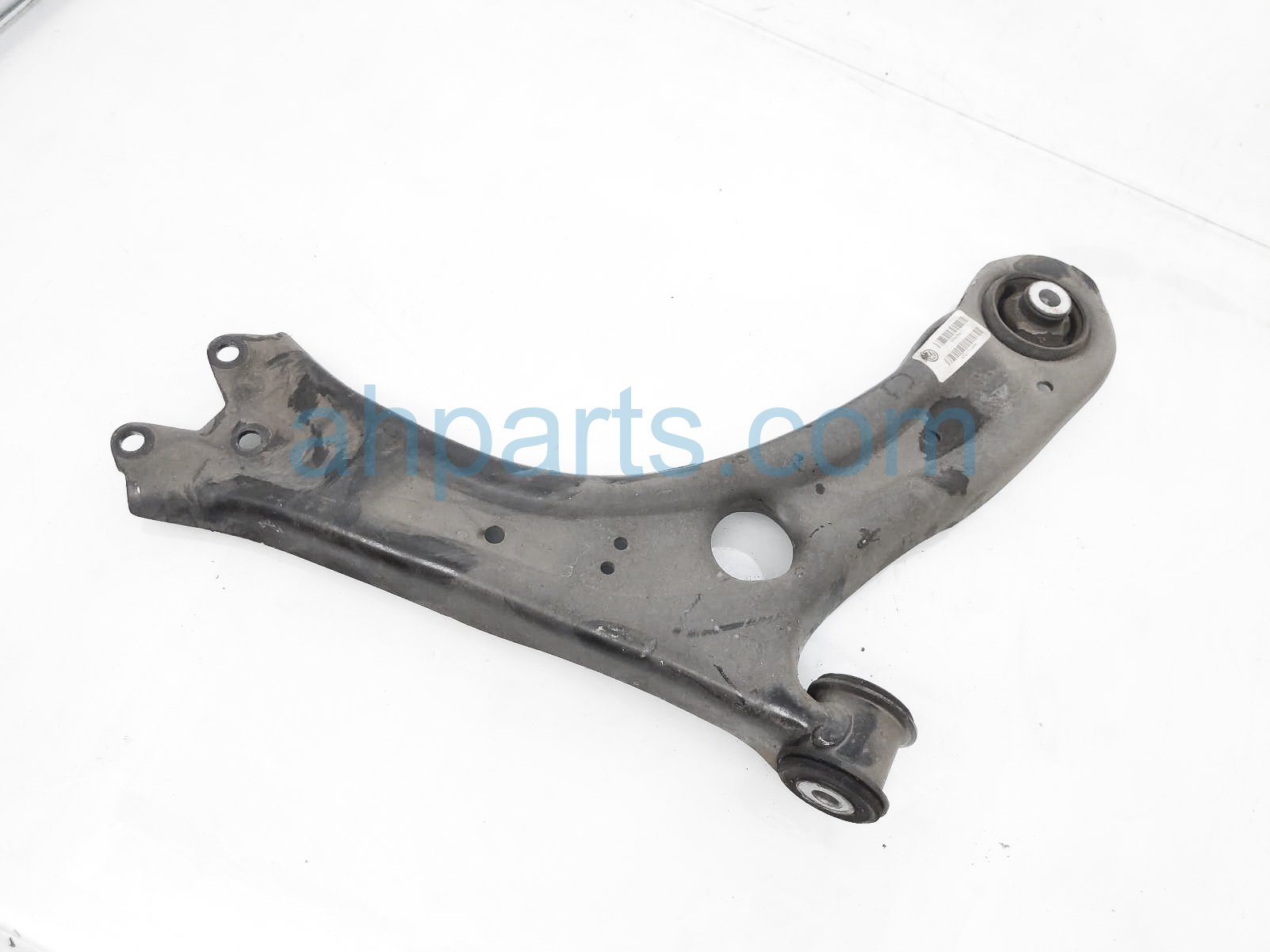 $75 Volkswagen FR/RH LOWER CONTROL ARM