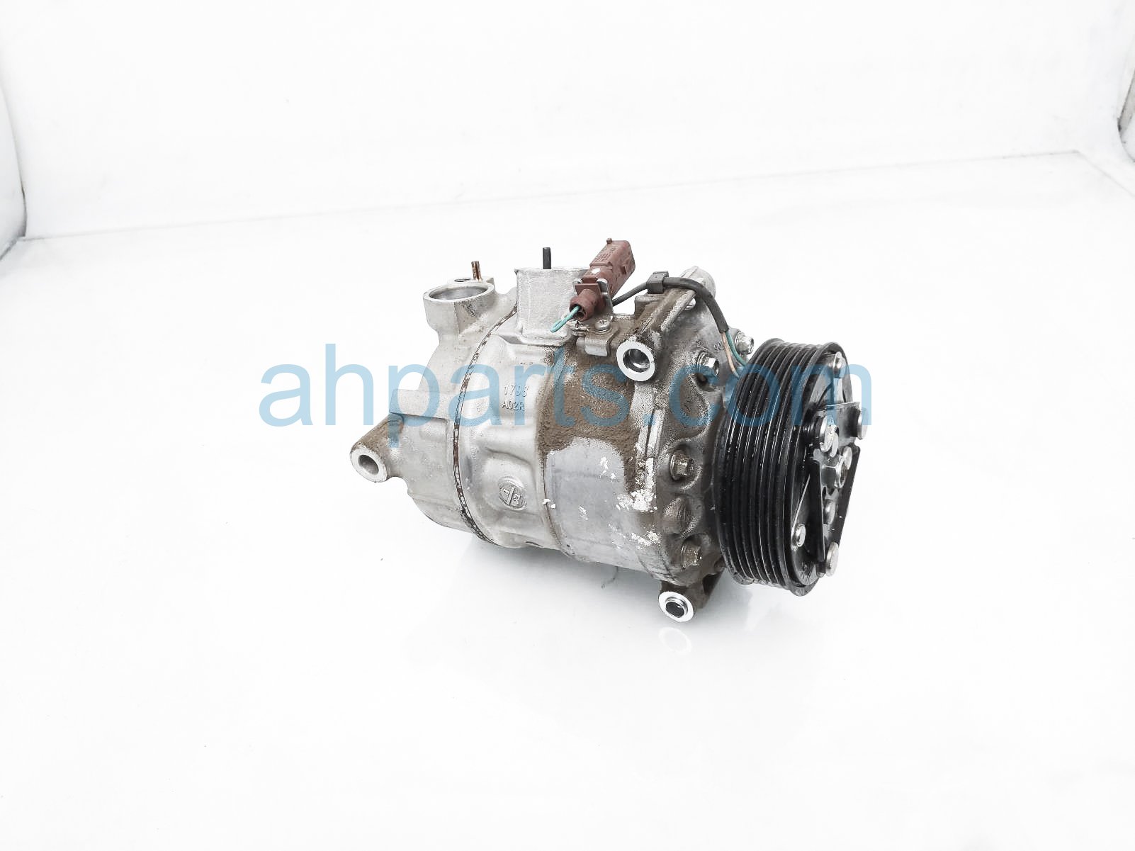 $150 Volkswagen AC PUMP / COMPRESSOR - 2.0T