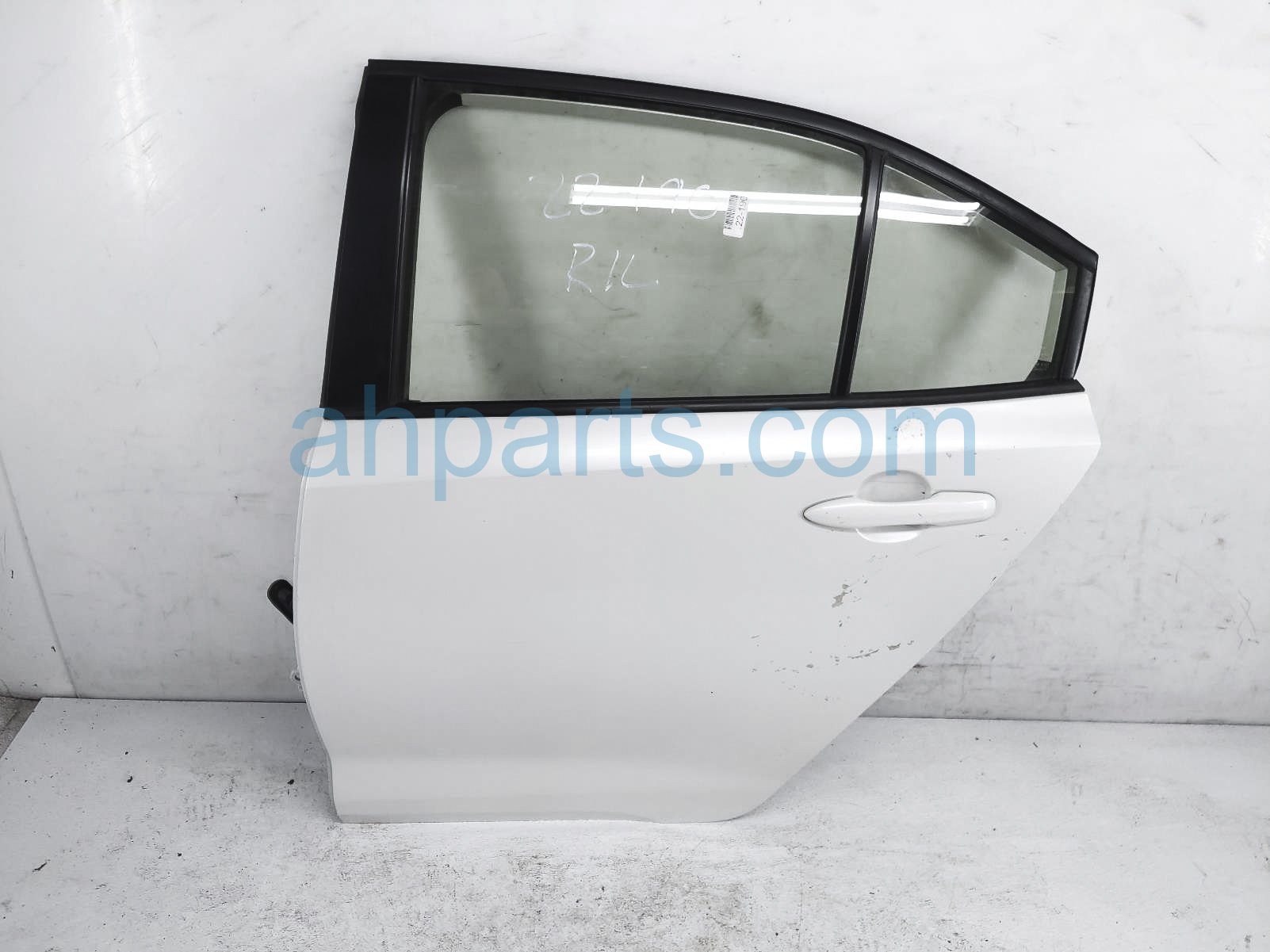 $599 Toyota RR/LH DOOR - WHITE - NO INSIDE TRIM