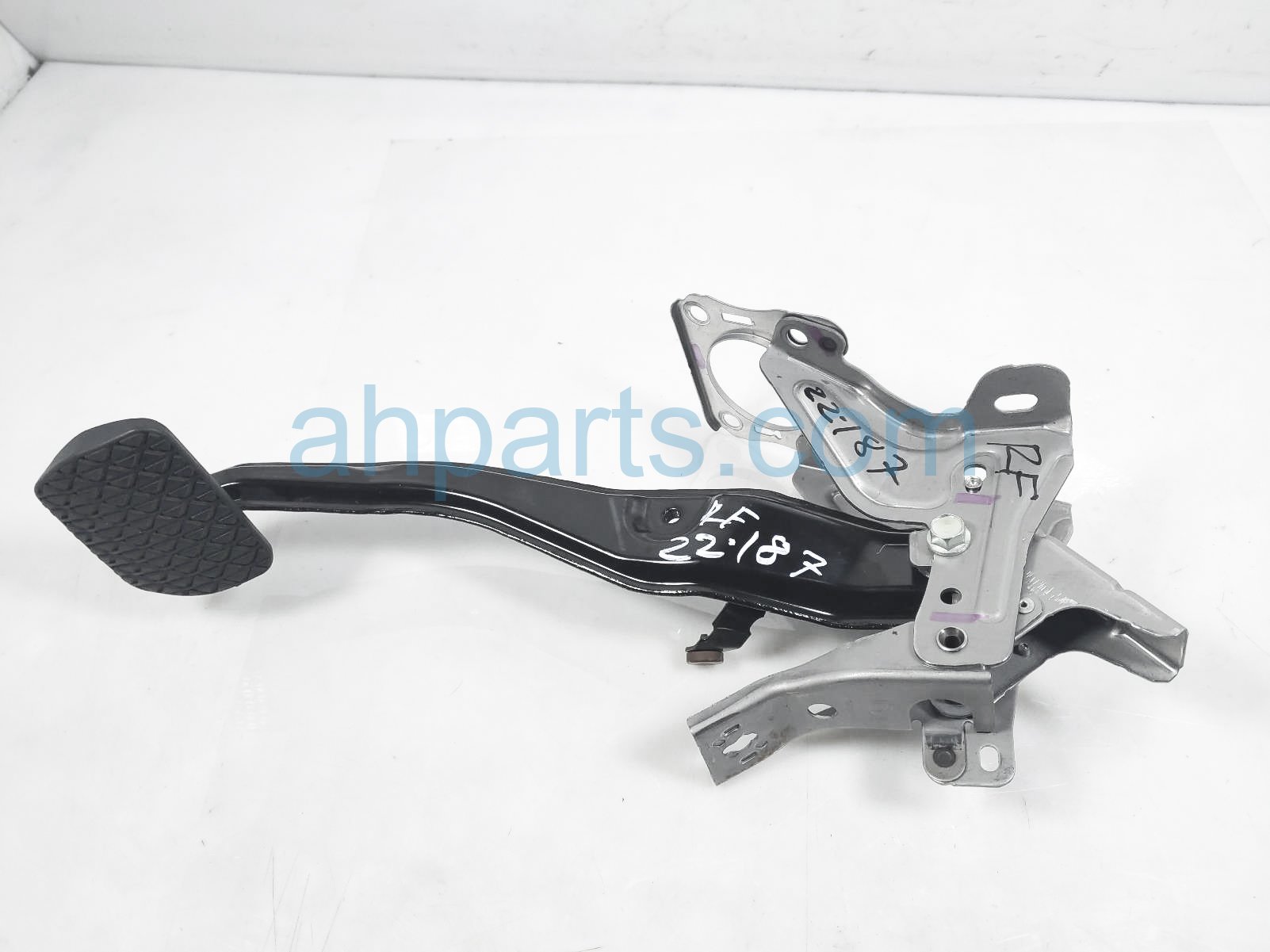 $25 Mazda BRAKE PEDAL ASSY - HTBK 2.5L