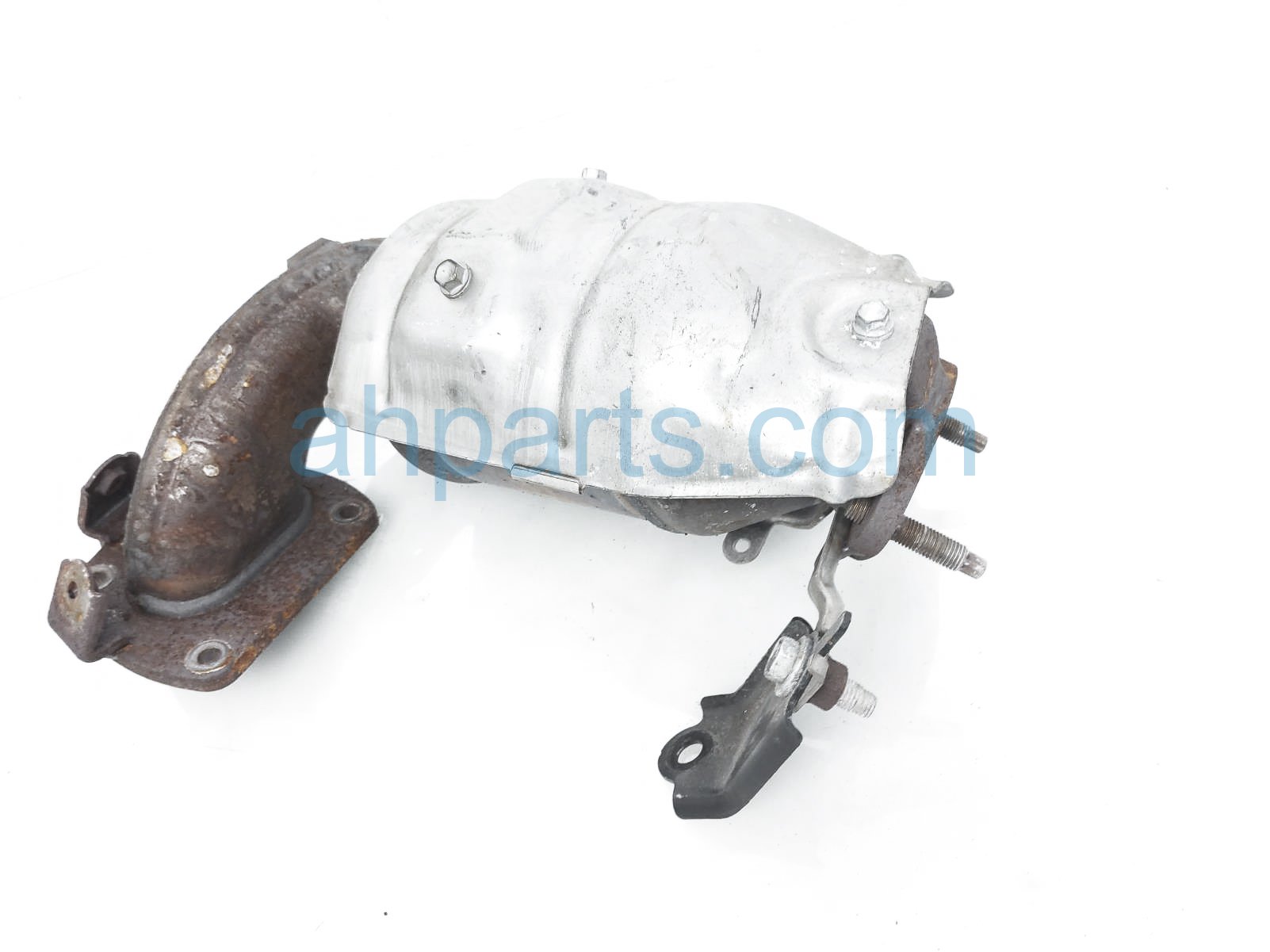 $475 Toyota FRONT EXHAUST MANIFOLD