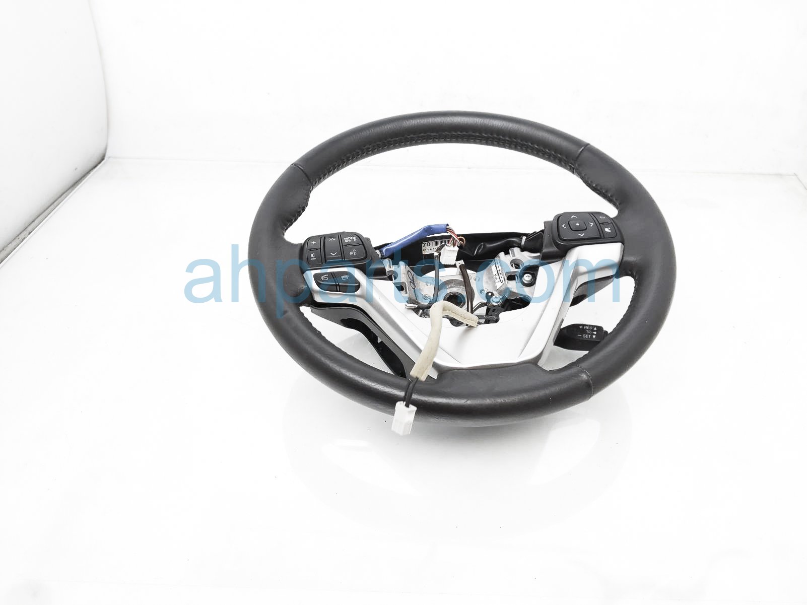 $75 Toyota STEERING WHEEL - BLACK - XLE