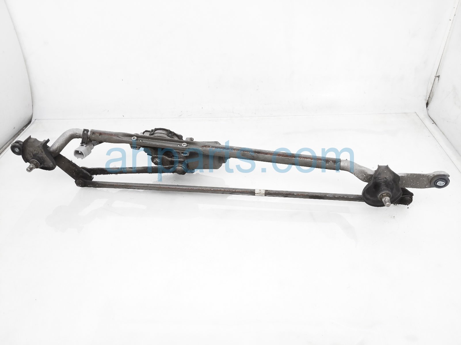 $55 Toyota FRONT WINDSHIELD WIPER MOTOR ASSY