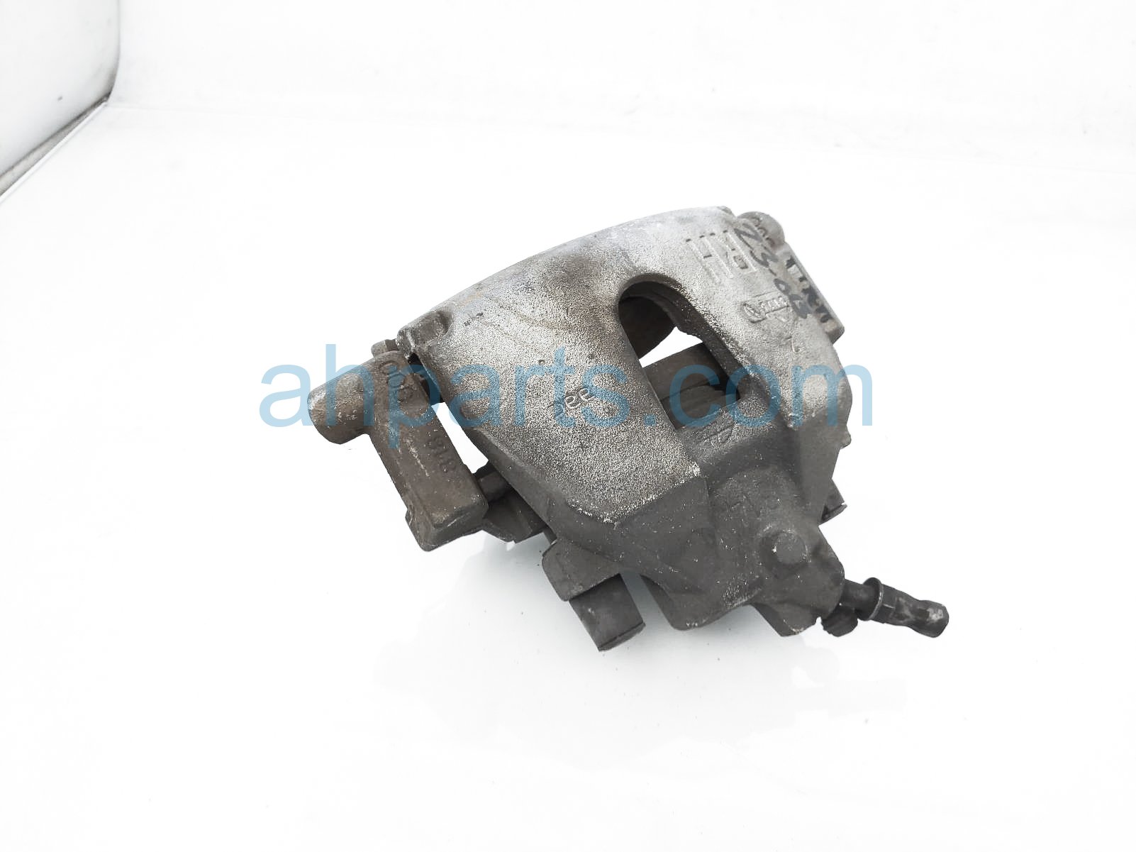 $35 Volvo FR/RH BRAKE CALIPER