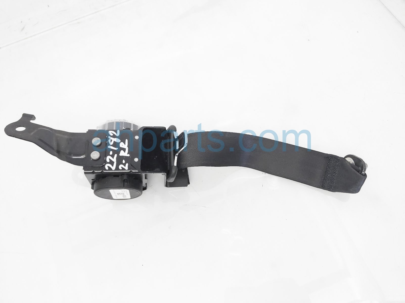 $35 Honda 2ND ROW RH SEAT BELT - BLACK