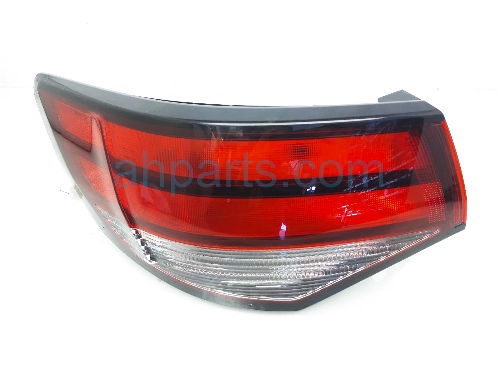 $79 Nissan LH TAIL LAMP (ON BODY)