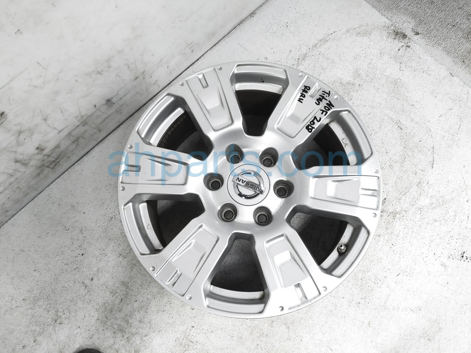 $100 Nissan 18 INCH RR/RH WHEEL / RIM