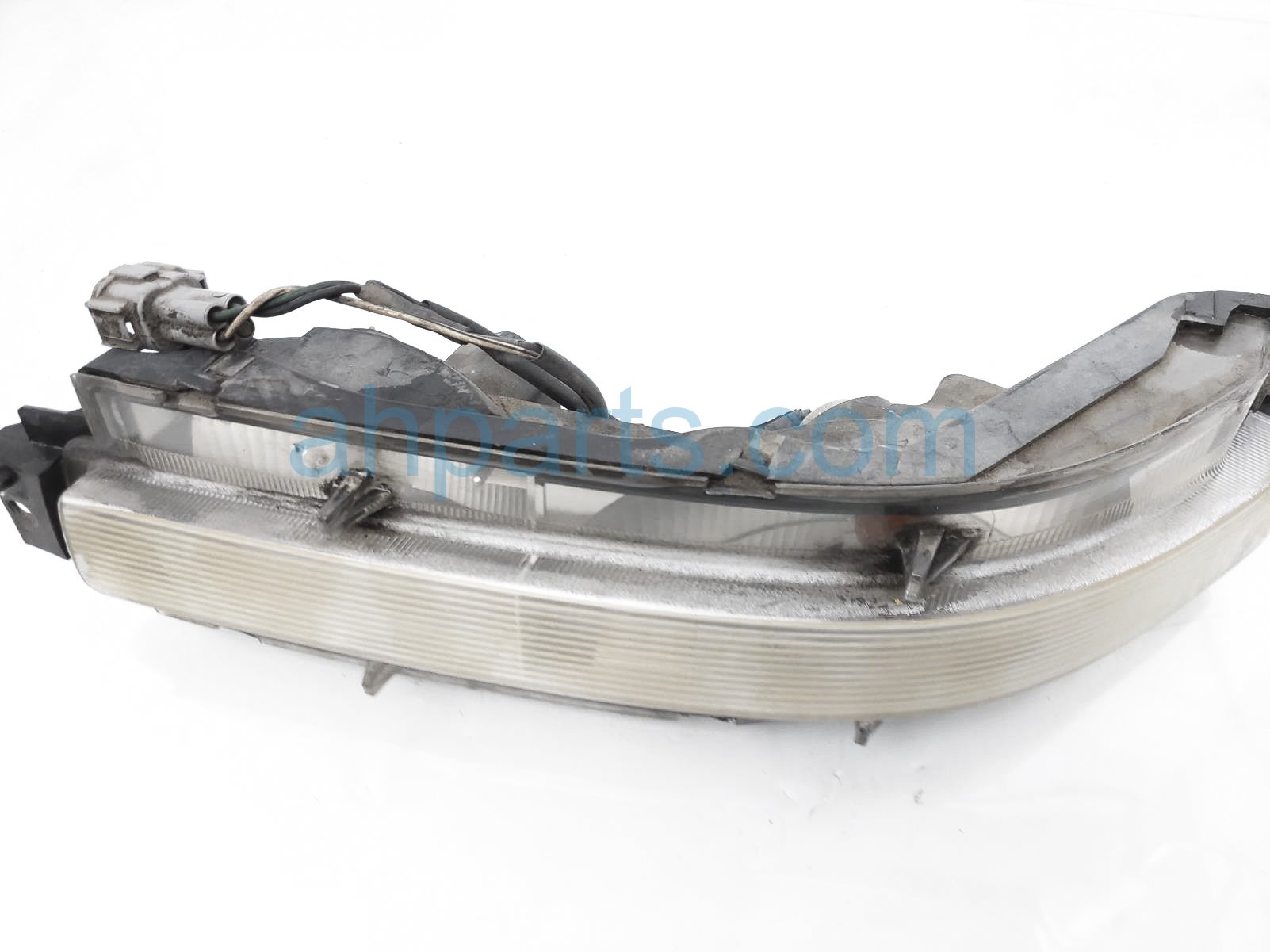 $60 Nissan RR/RH REVERSE LAMP (ON BUMPER)