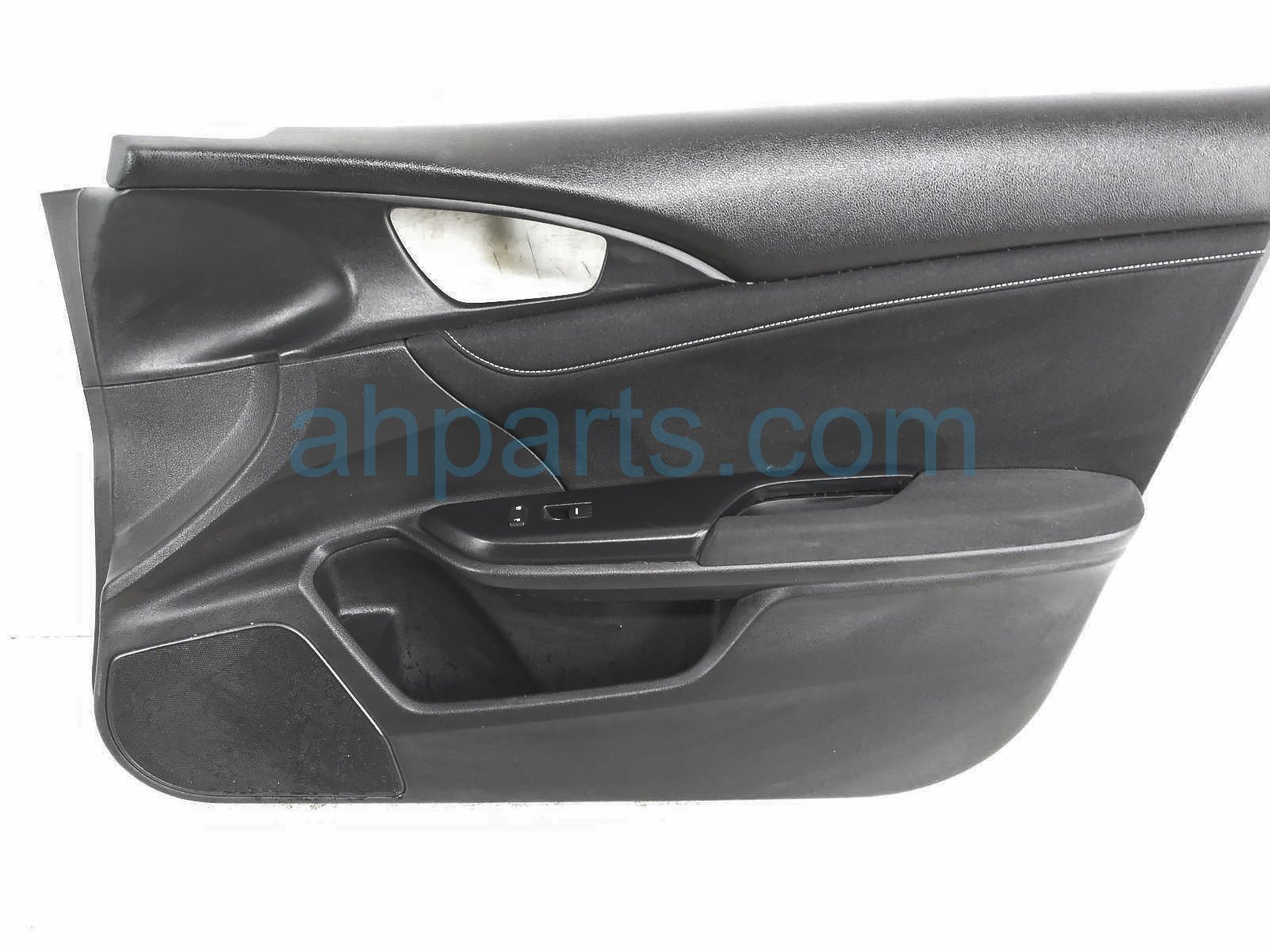 $99 Honda FR/RH INTERIOR DOOR PANEL - BLACK