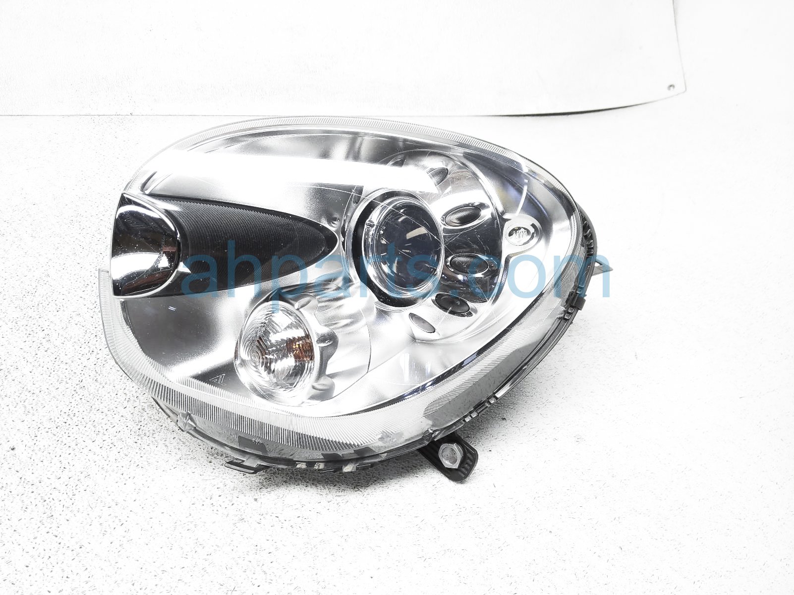 $249 BMW LH HEADLAMP / LIGHT - NOTES