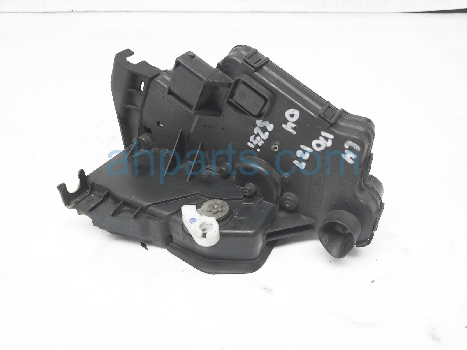 $40 BMW RR/LH DOOR LOCK ACTUATOR