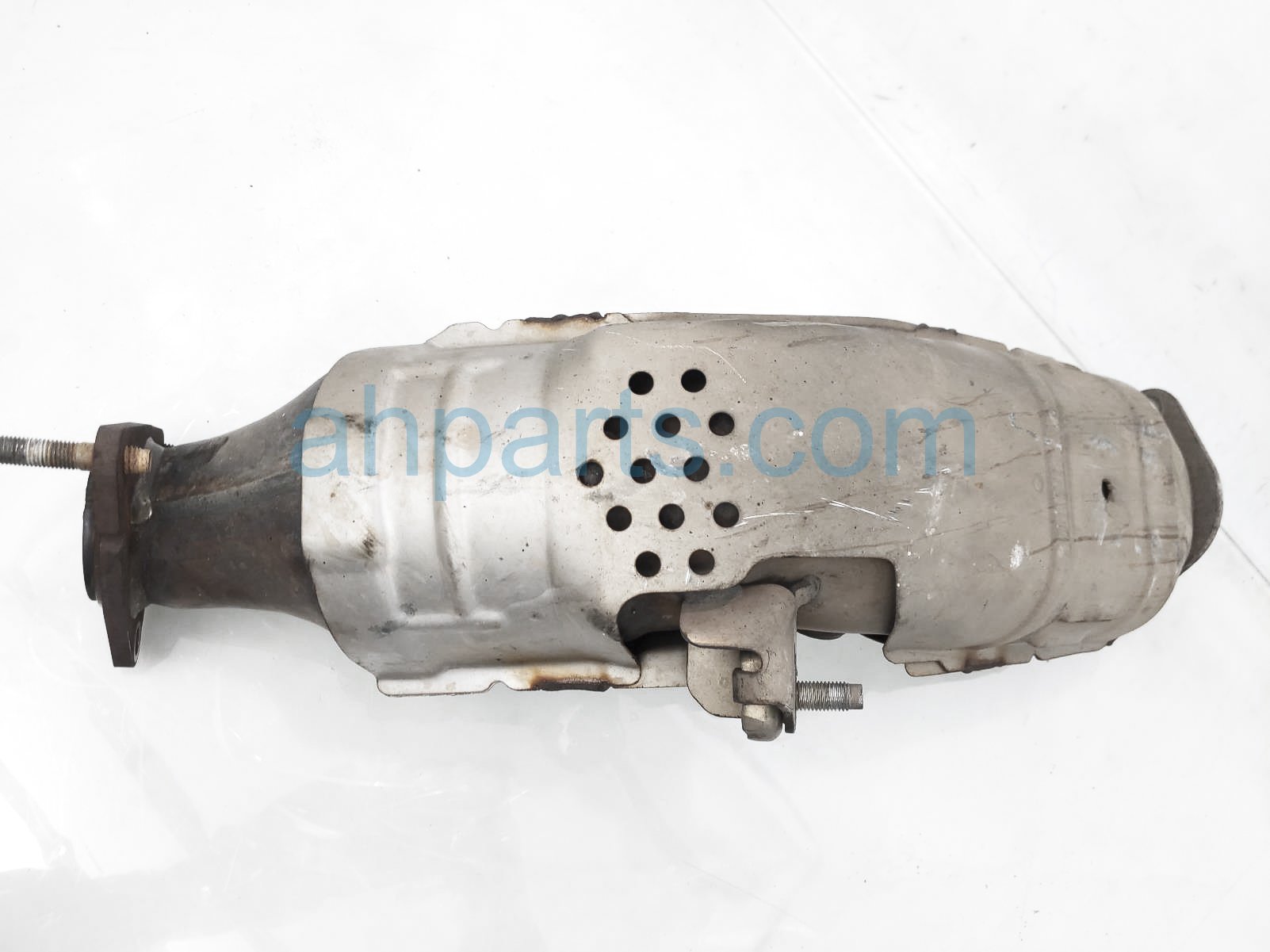 $349 Nissan LH EXHAUST BANNA CAT