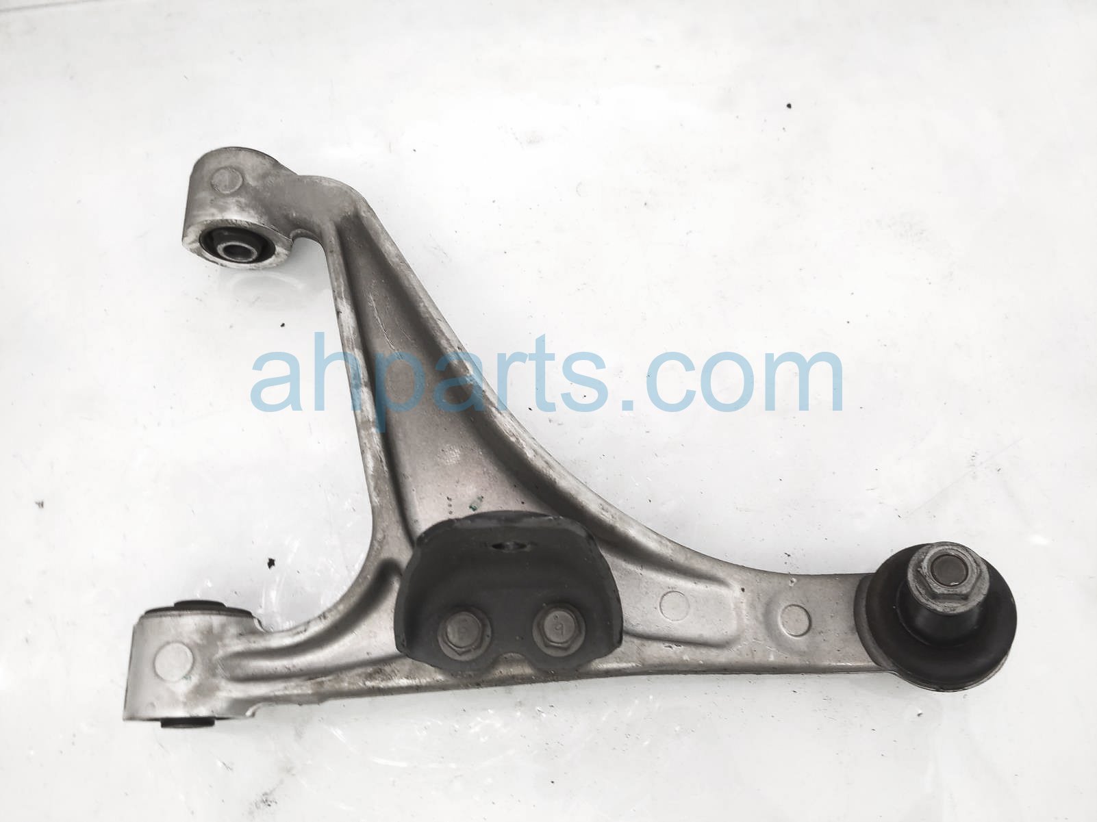 $25 Nissan RR/RH UPPER CONTROL ARM