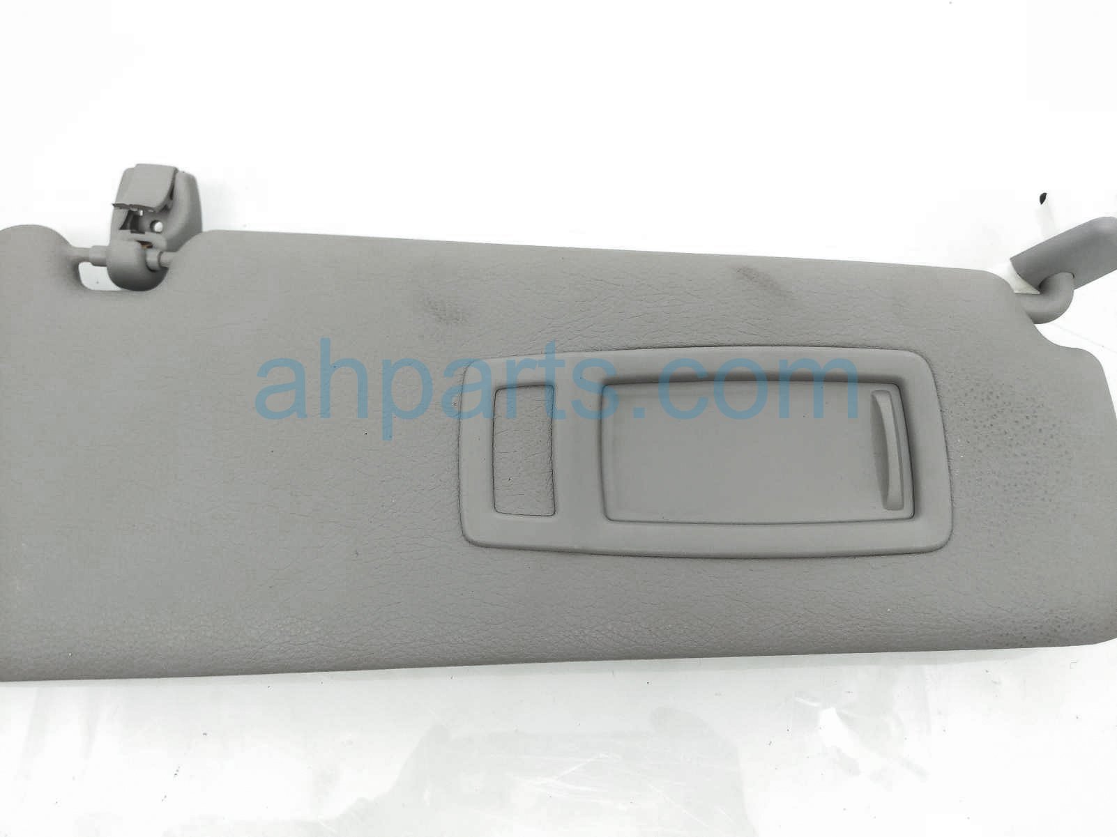 $25 BMW RH SUN VISOR - GREY