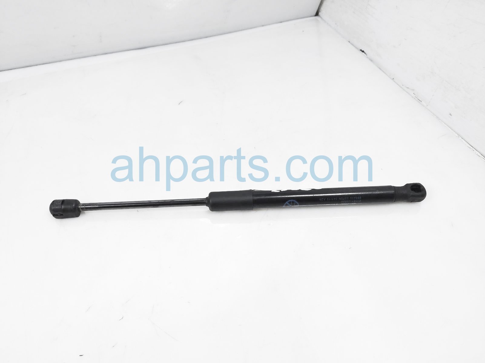 $40 Hyundai FR/RH HOOD STRUT / LIFT CYLINDER