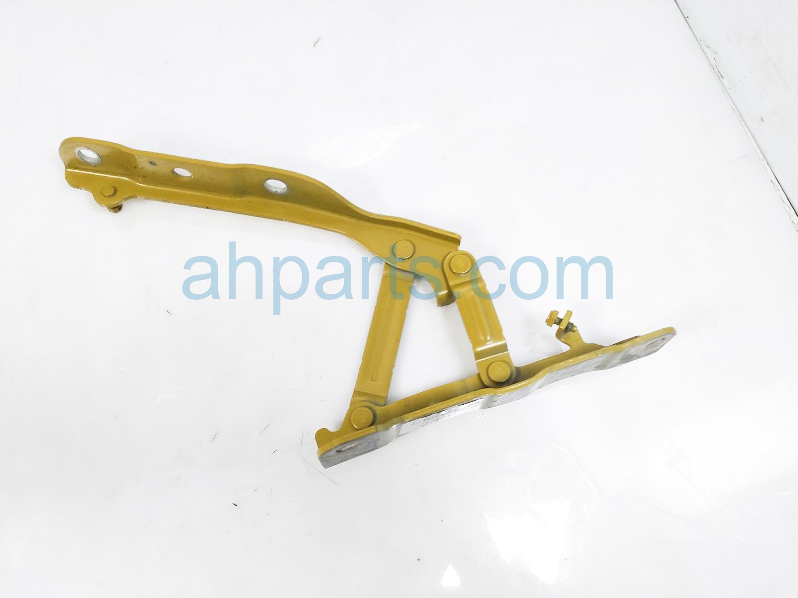 $100 Hyundai RH HOOD HINGE - GOLD