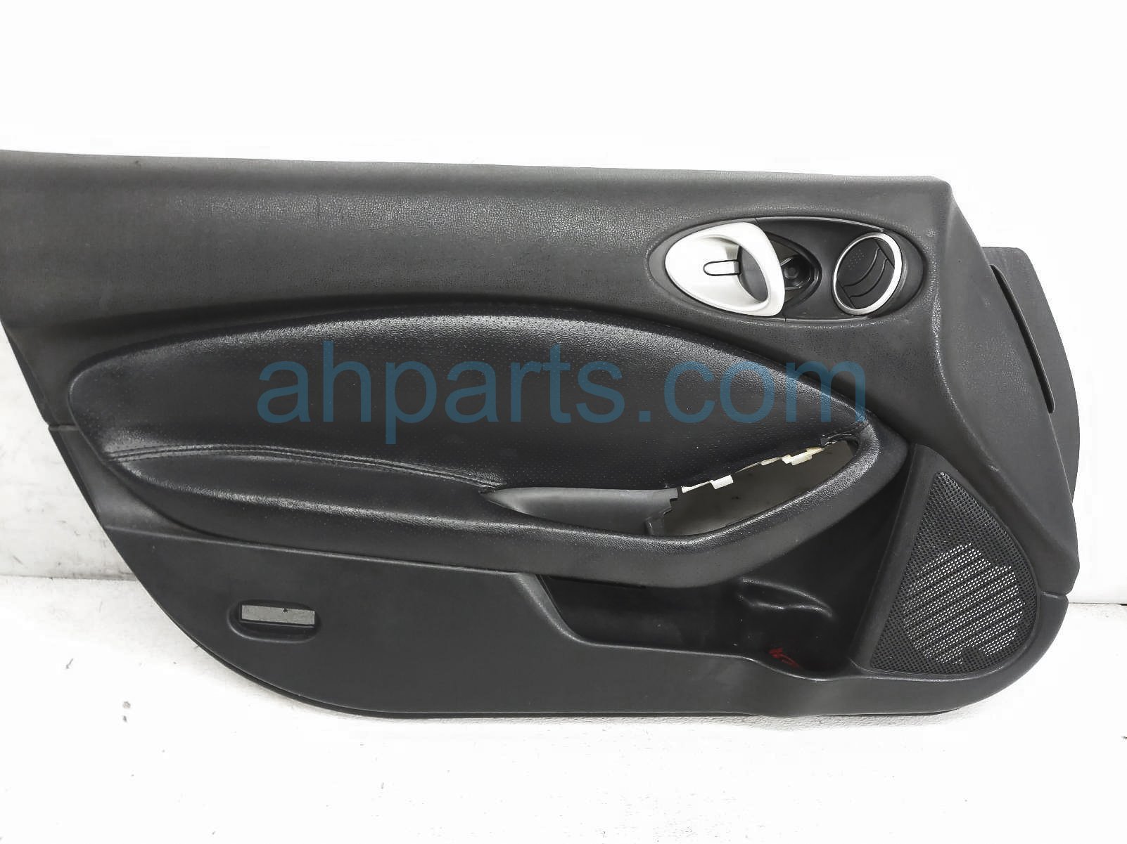 $150 Nissan LH INTERIOR DOOR PANEL - BLACK*