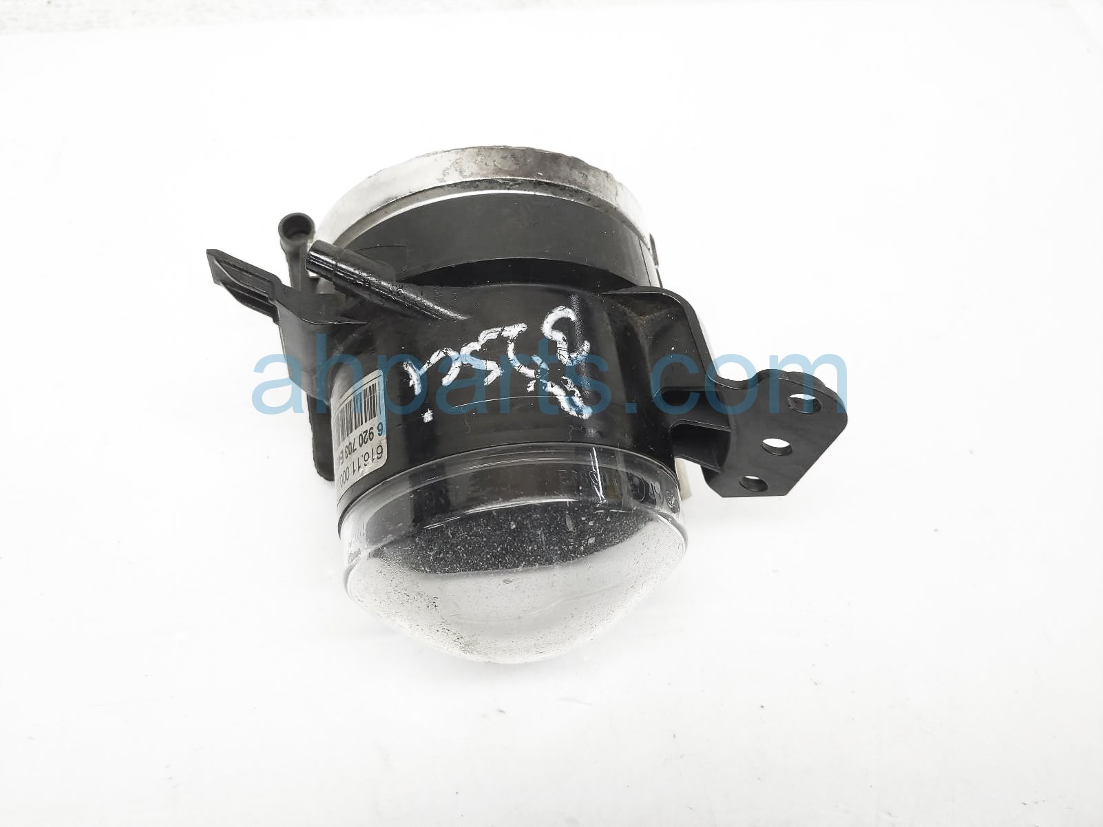 $45 BMW LH FOG LAMP / LIGHT - NOTES