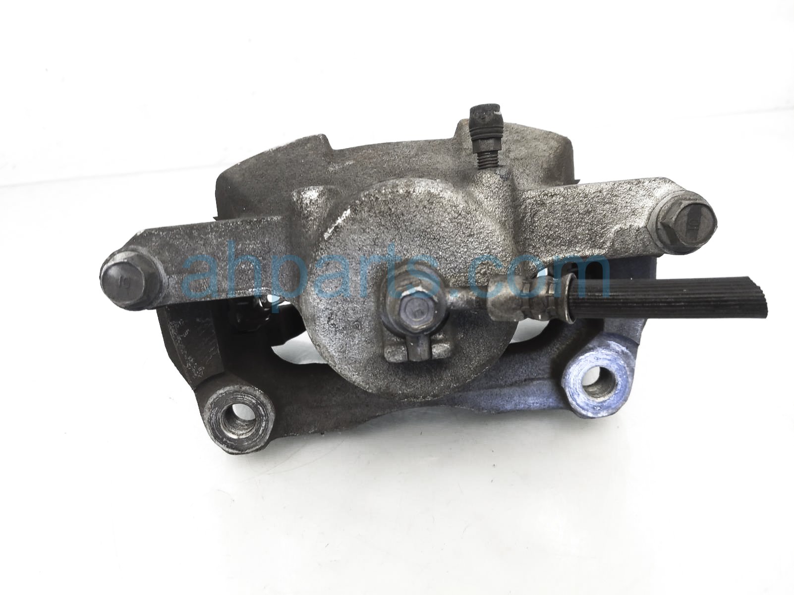 $80 Nissan FR/RH BRAKE CALIPER