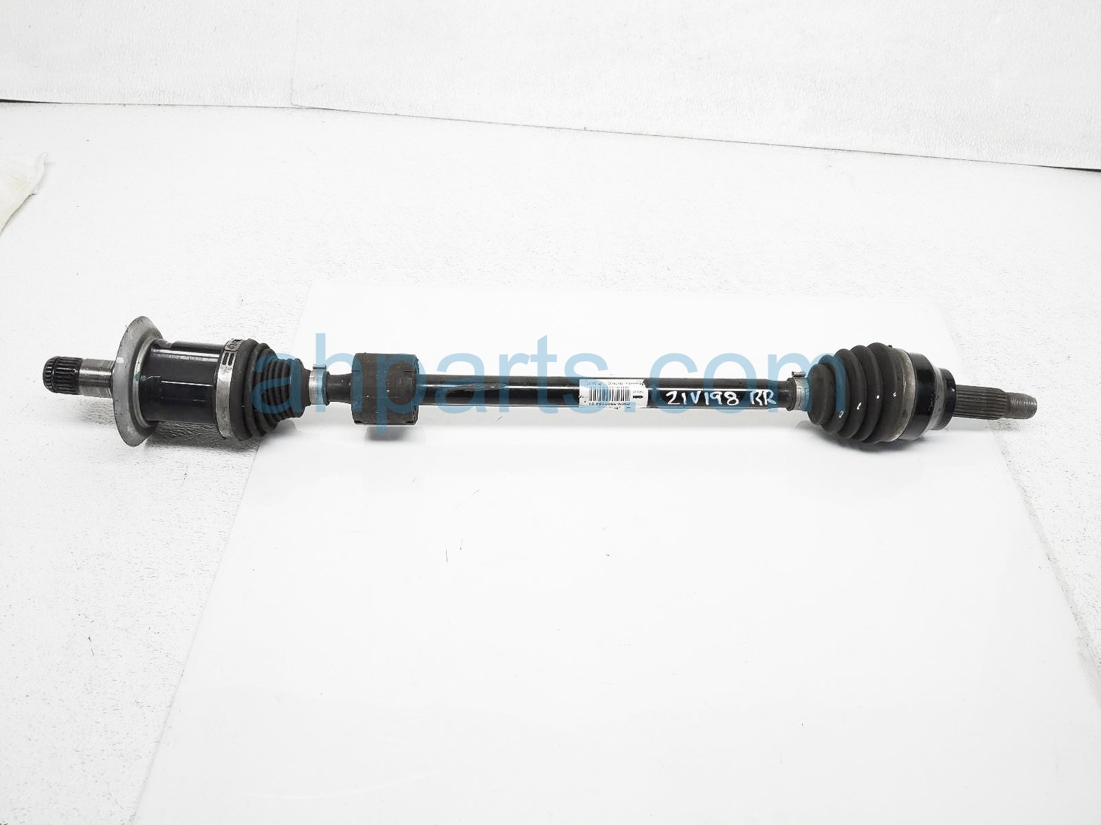 $85 BMW RR/RH AXLE DRIVE SHAFT