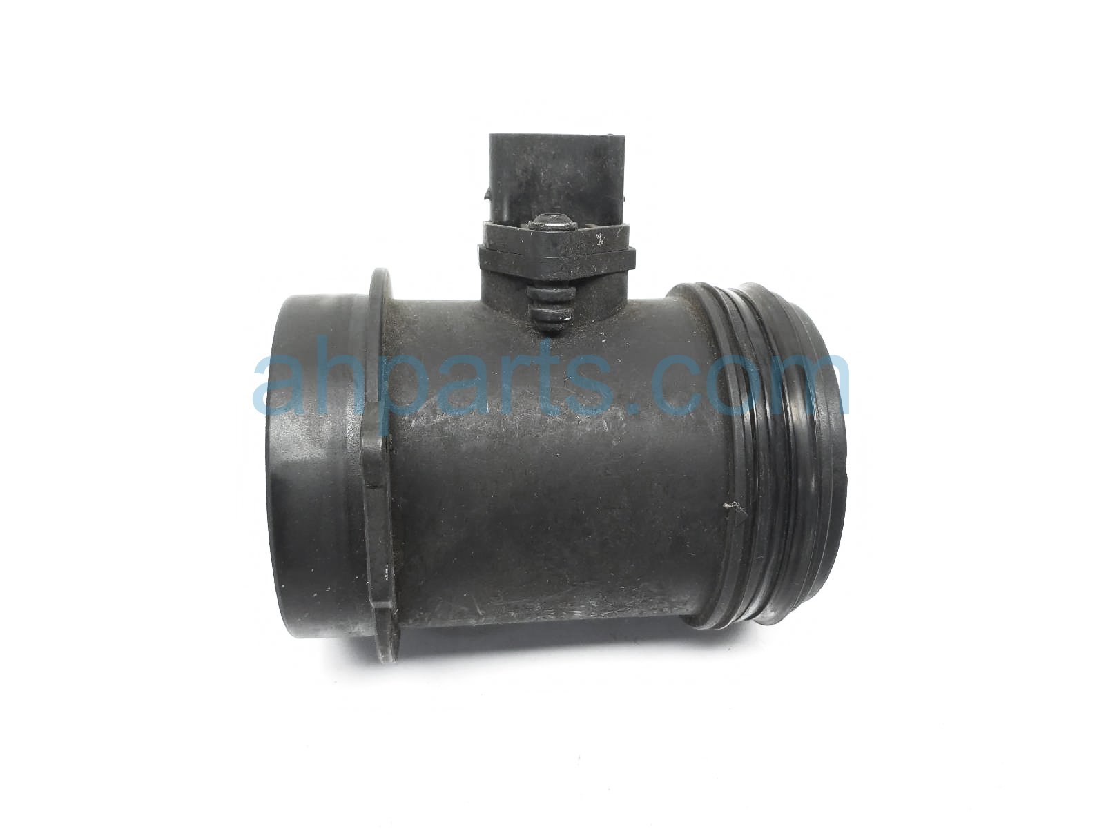 $25 BMW MASS AIR FLOW SENSOR W/ TUBE