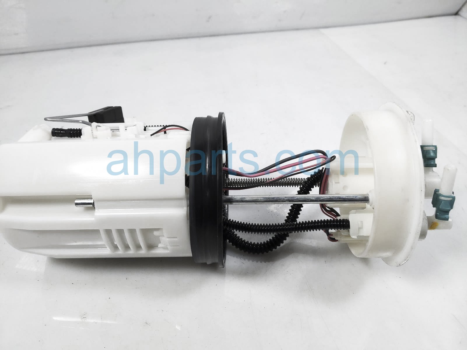 $95 Honda GAS / FUEL PUMP (TANK MOUNTED)