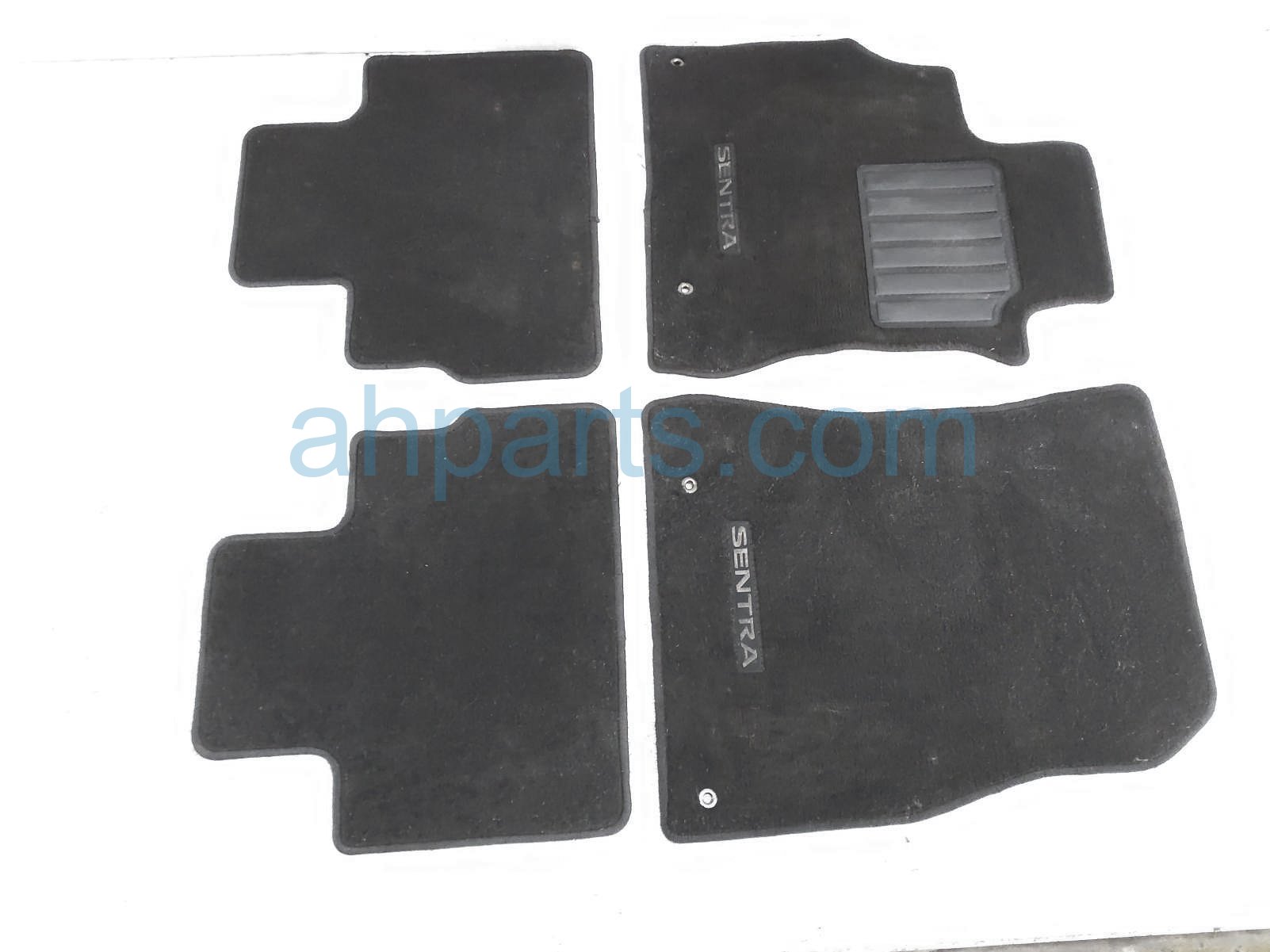 $35 Nissan CARPET FLOOR MATS - SET OF 4 - BLACK