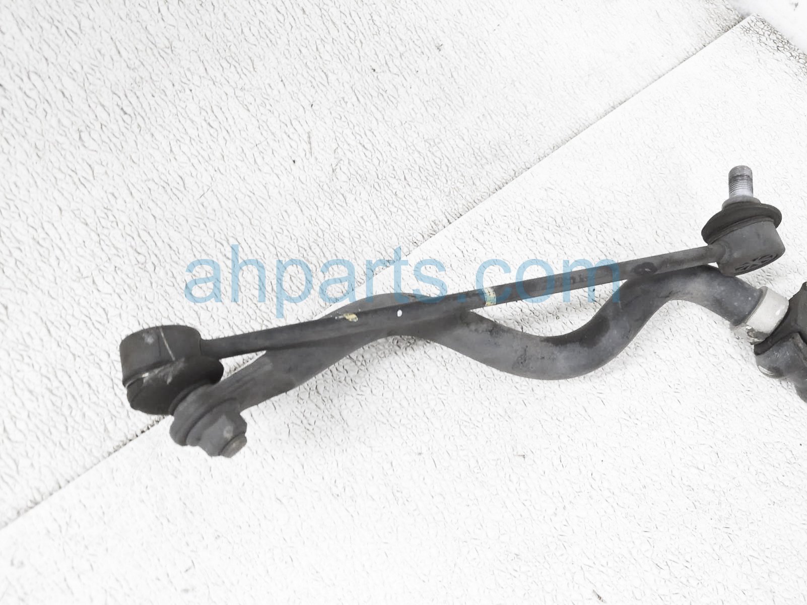 $50 Hyundai FRONT SWAY / STABILIZER BAR - R-SPEC