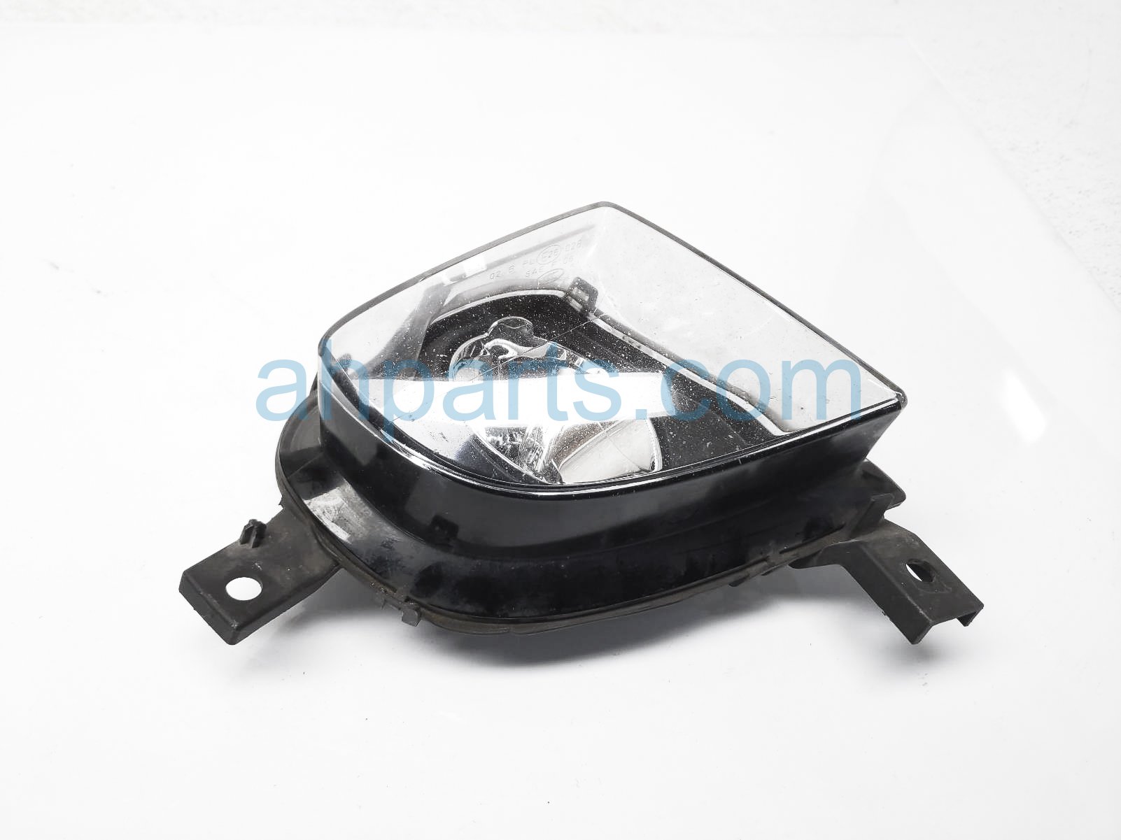 $30 BMW RH FOG LAMP / LIGHT - NOTES