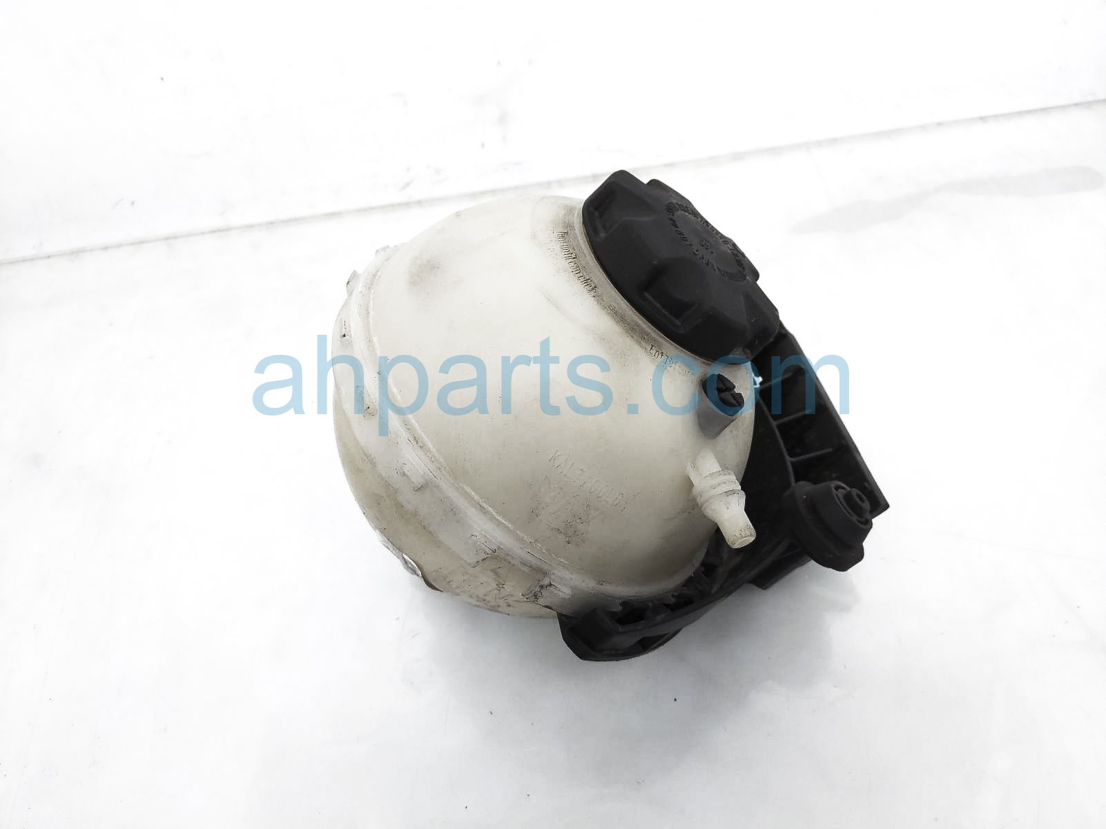 $39 BMW COOLANT OVERFLOW RESERVOIR TANK