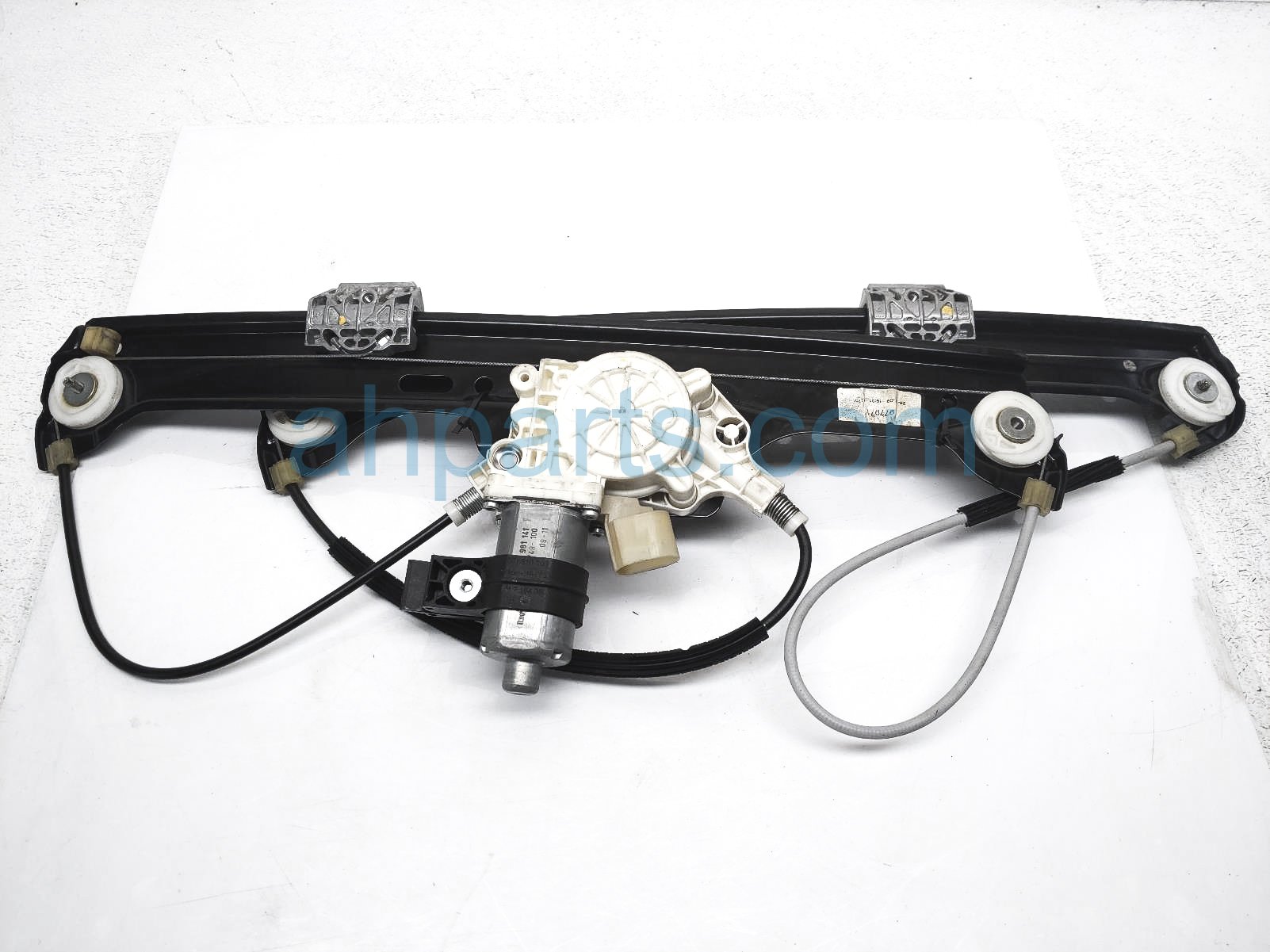 $50 BMW FR/LH WINDOW REGULATOR & MOTOR ASSY