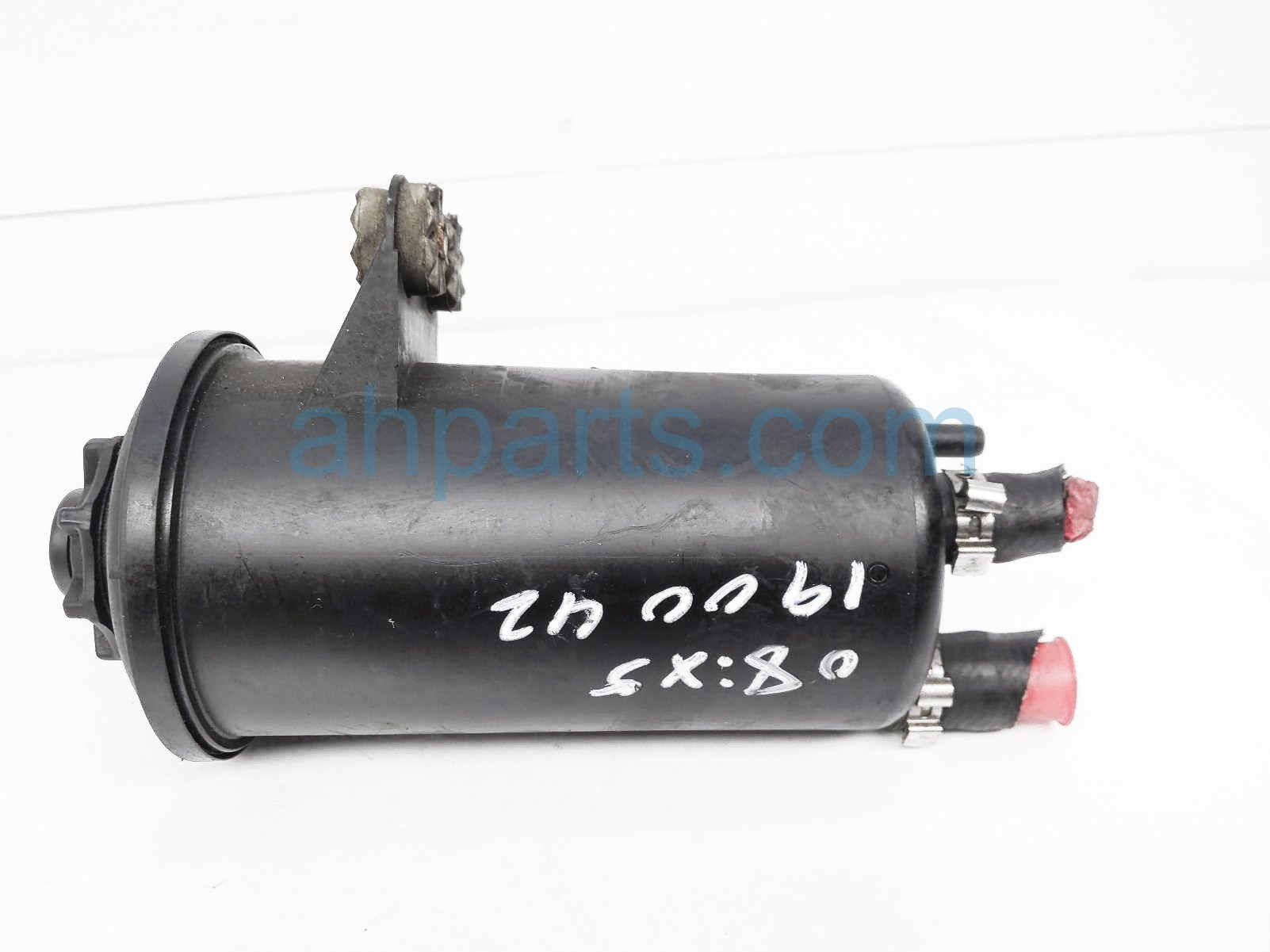 $25 BMW POWER STEERING RESIVOIR TANK