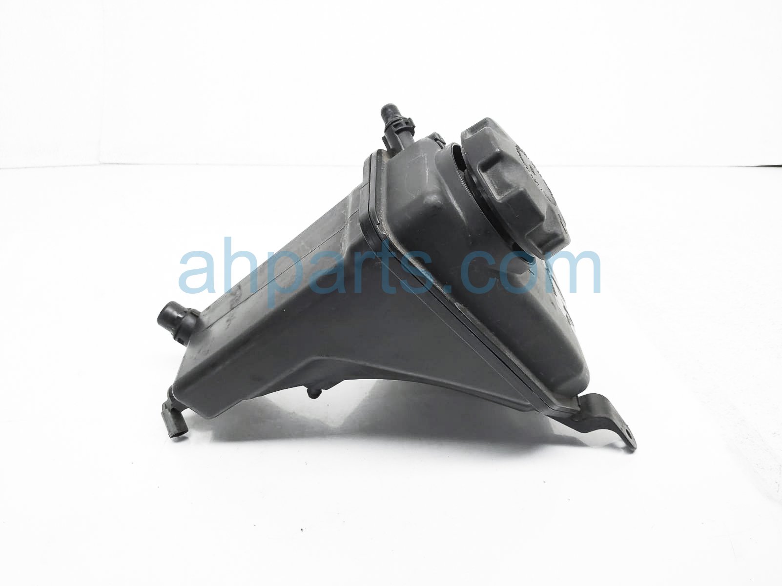 $40 BMW COOLANT OVERFLOW RESERVOIR TANK