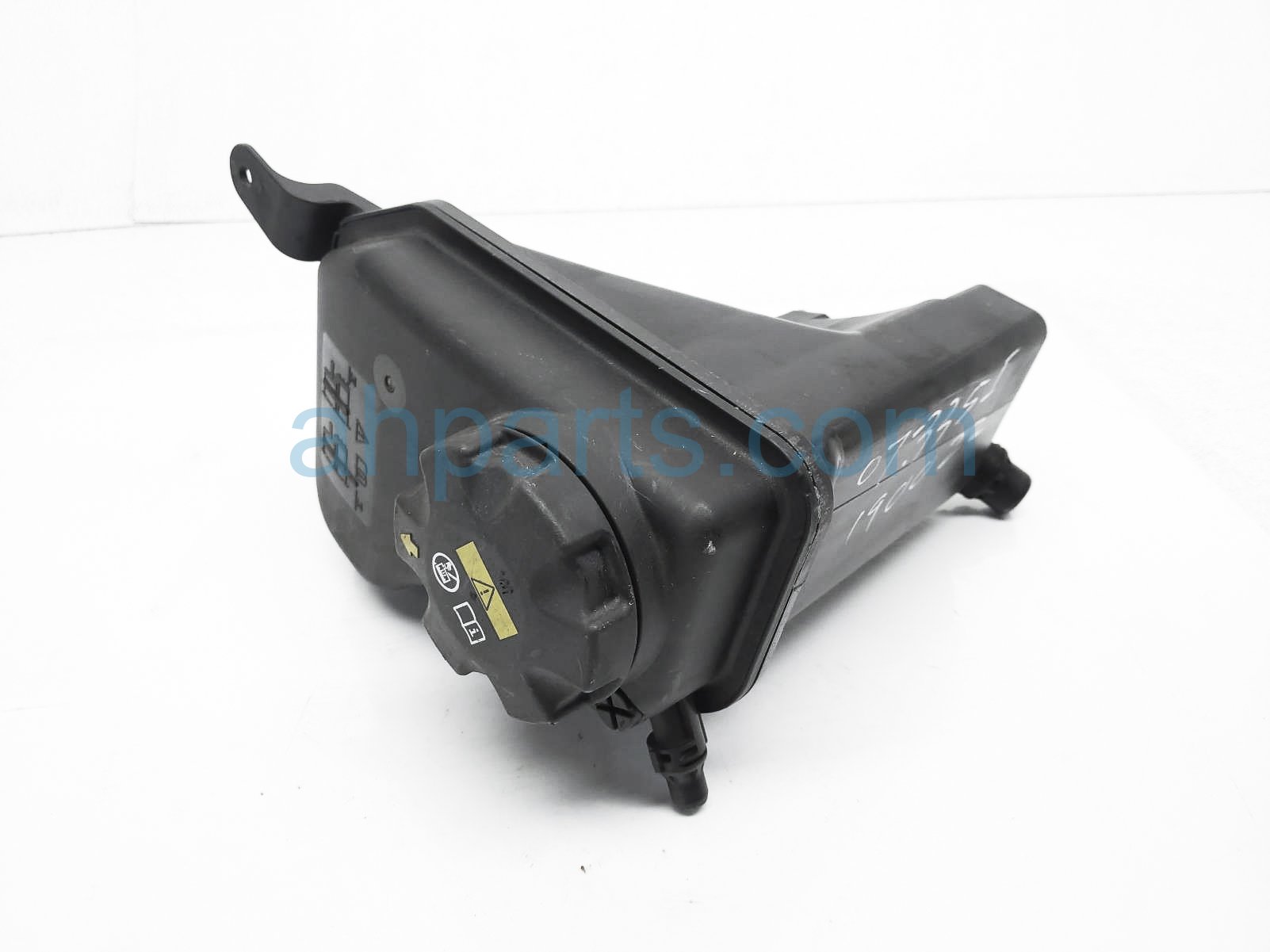 $40 BMW COOLANT OVERFLOW RESERVOIR TANK