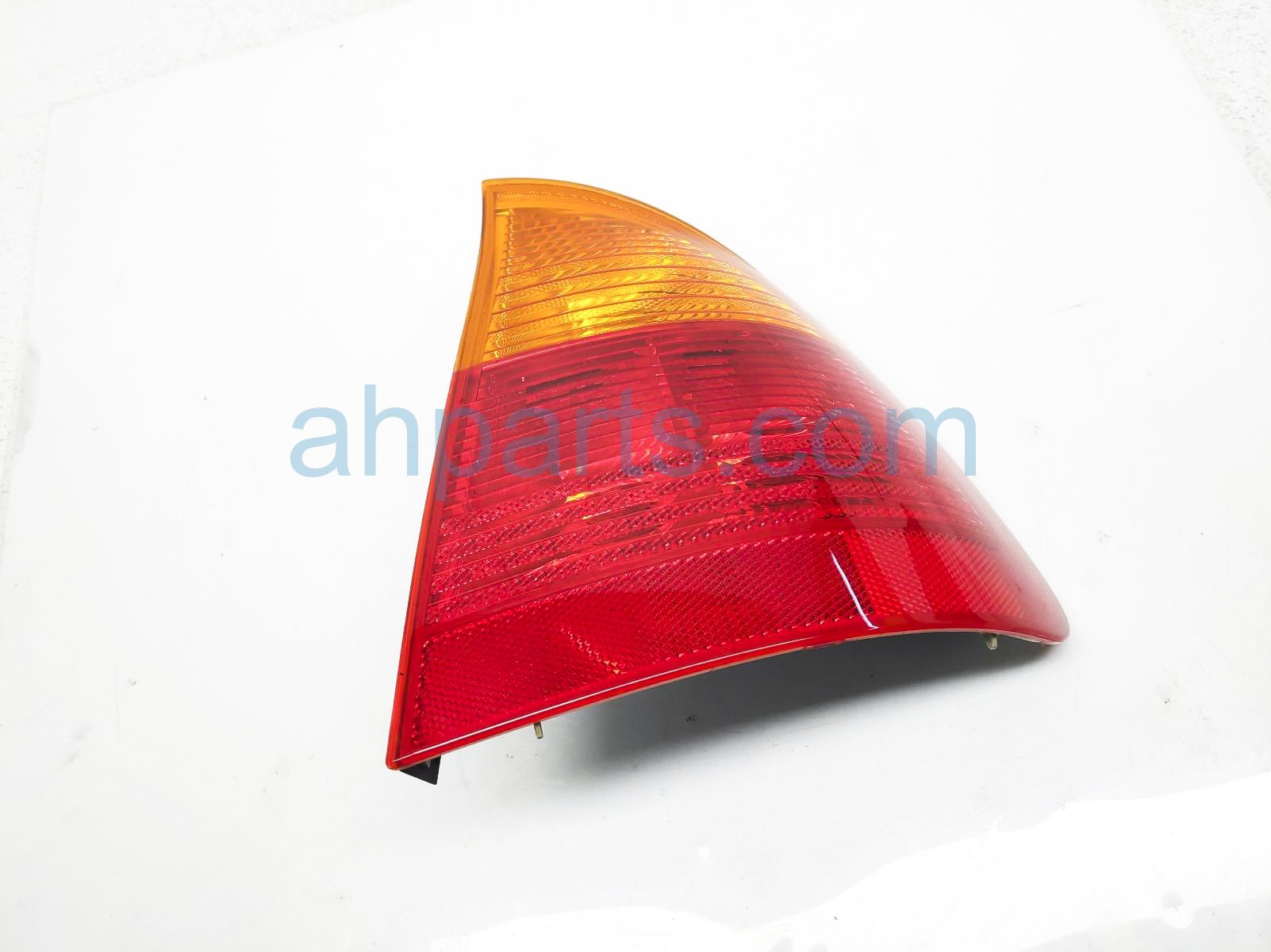 $59 BMW RH TAIL LAMP / LIGHT