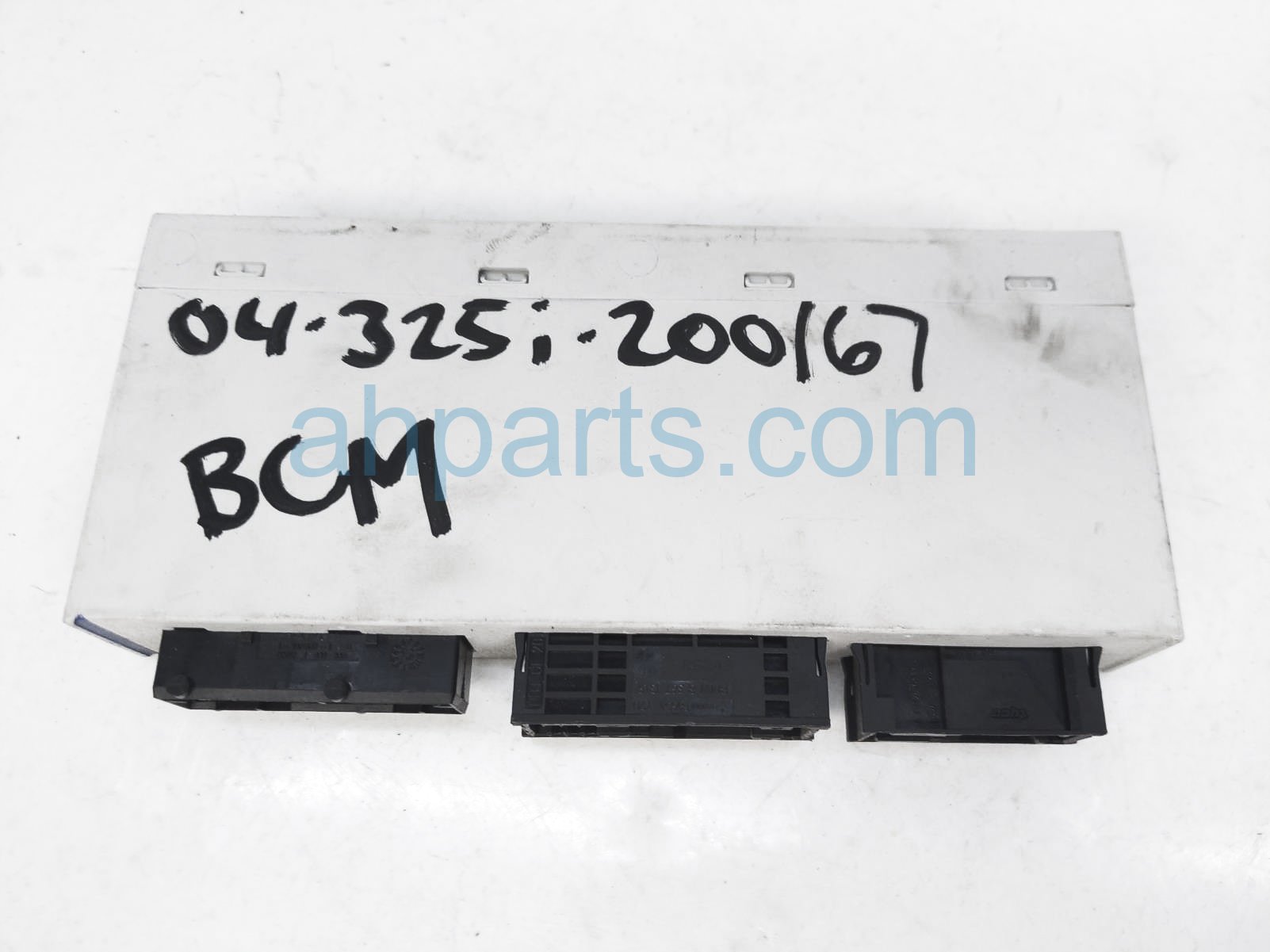 $75 BMW BODY CONTROL MODULE (BCM)