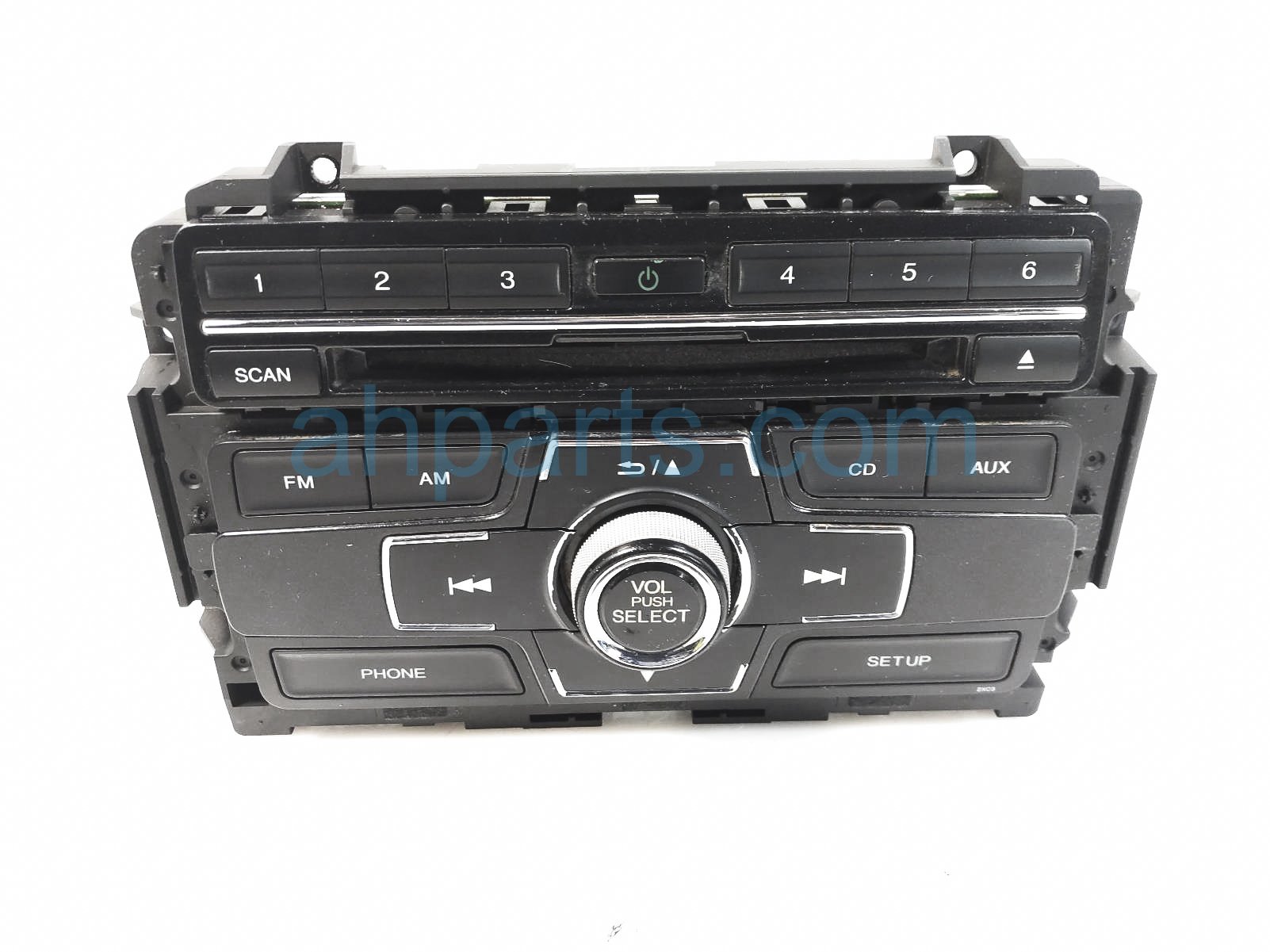 $49 Honda AM/FM/CD RADIO RECIEVER W/ CONTROLS