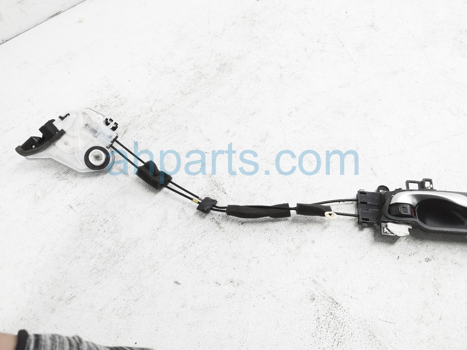 $40 Honda RR/RH DOOR LOCK ACTUATOR ASSY